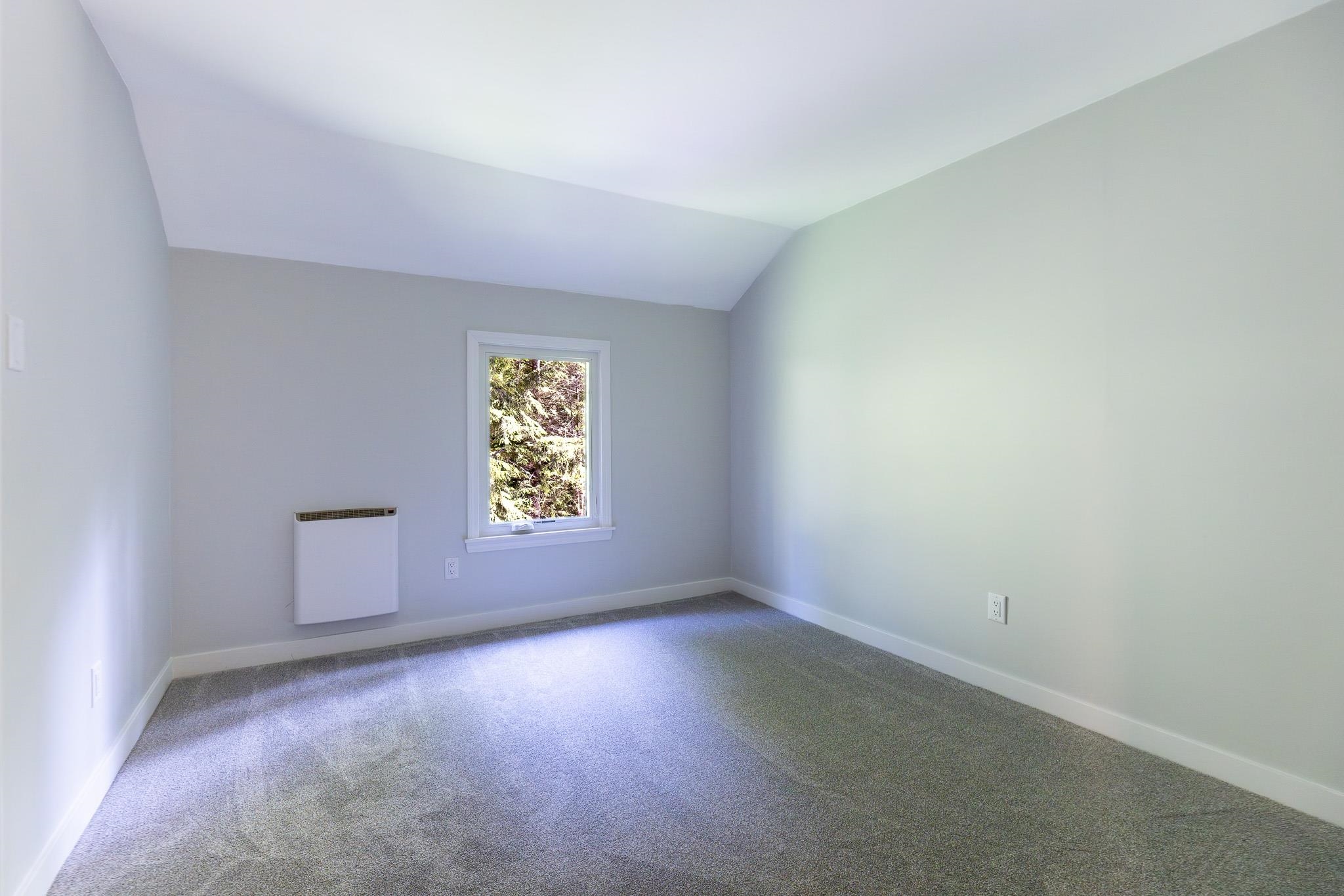 826 Hard Road Property Photo 13