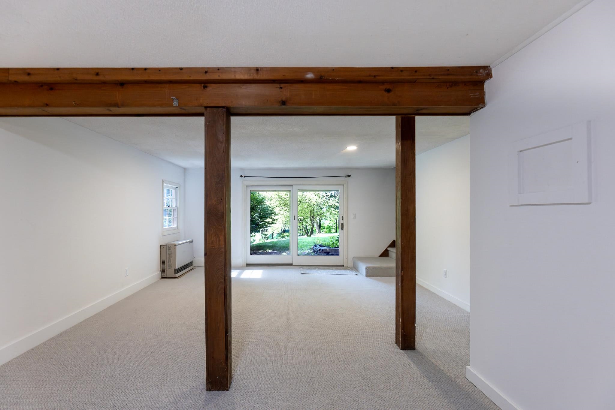 826 Hard Road Property Photo 16