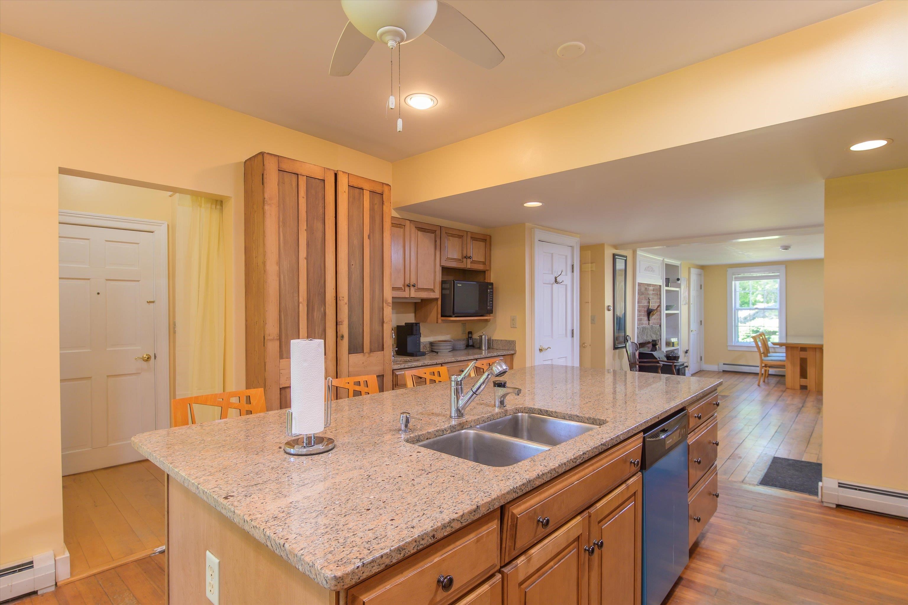 2435 Stage Road Property Photo 11