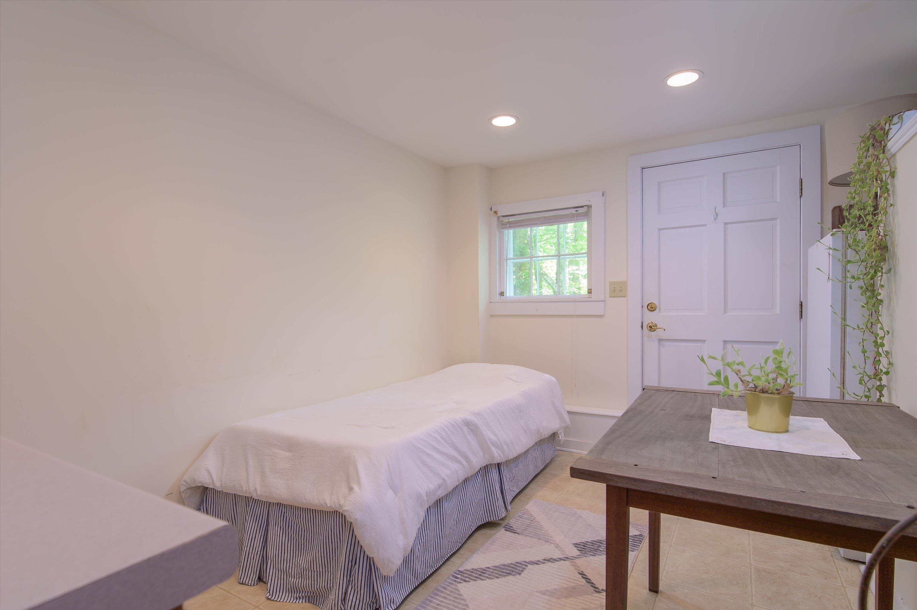 2435 Stage Road Property Photo 39