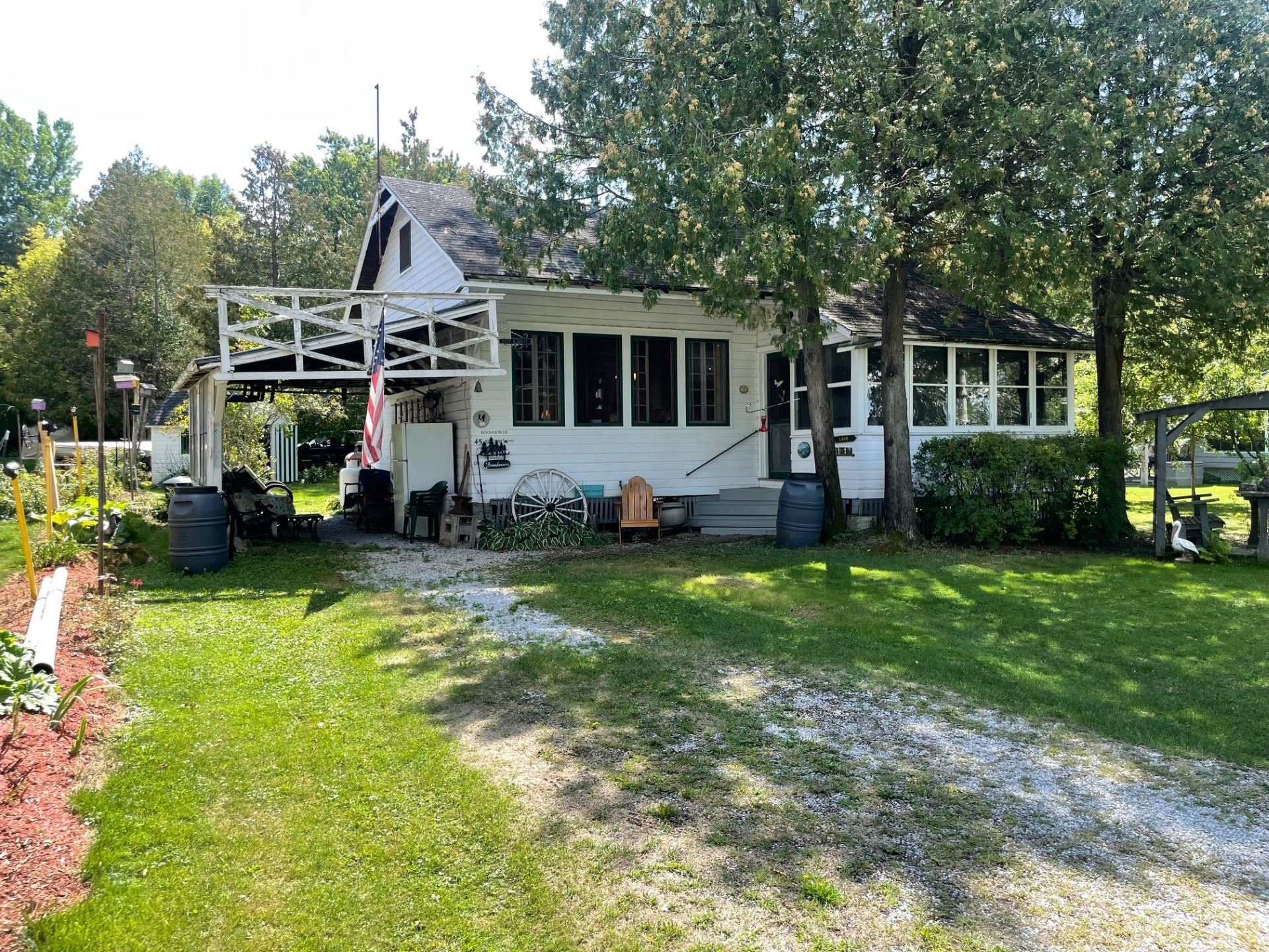 45 Campano Drive Property Photo 3