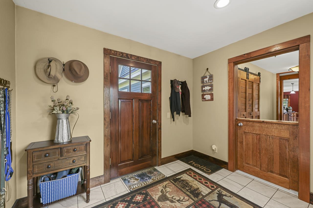 187 Poverty Row Property Photo 6