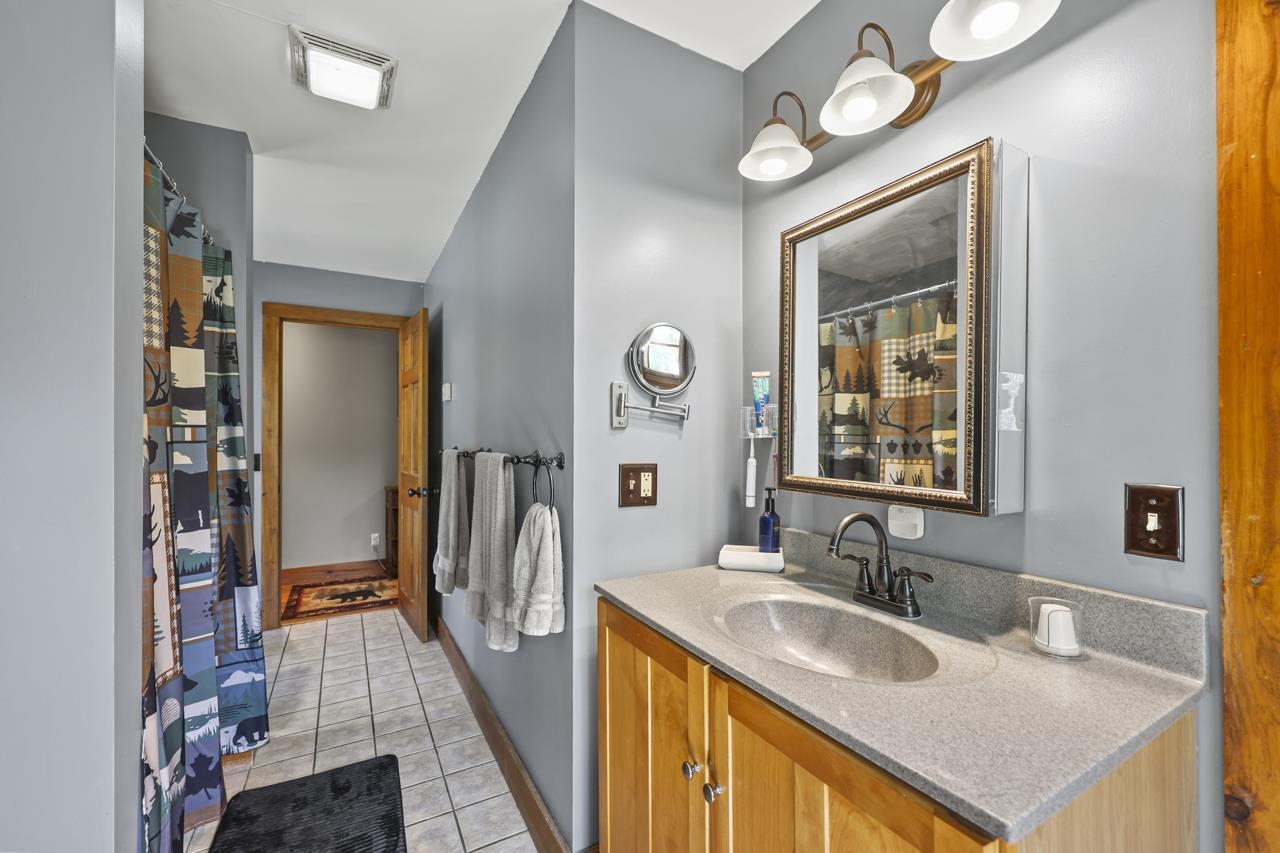 187 Poverty Row Property Photo 33