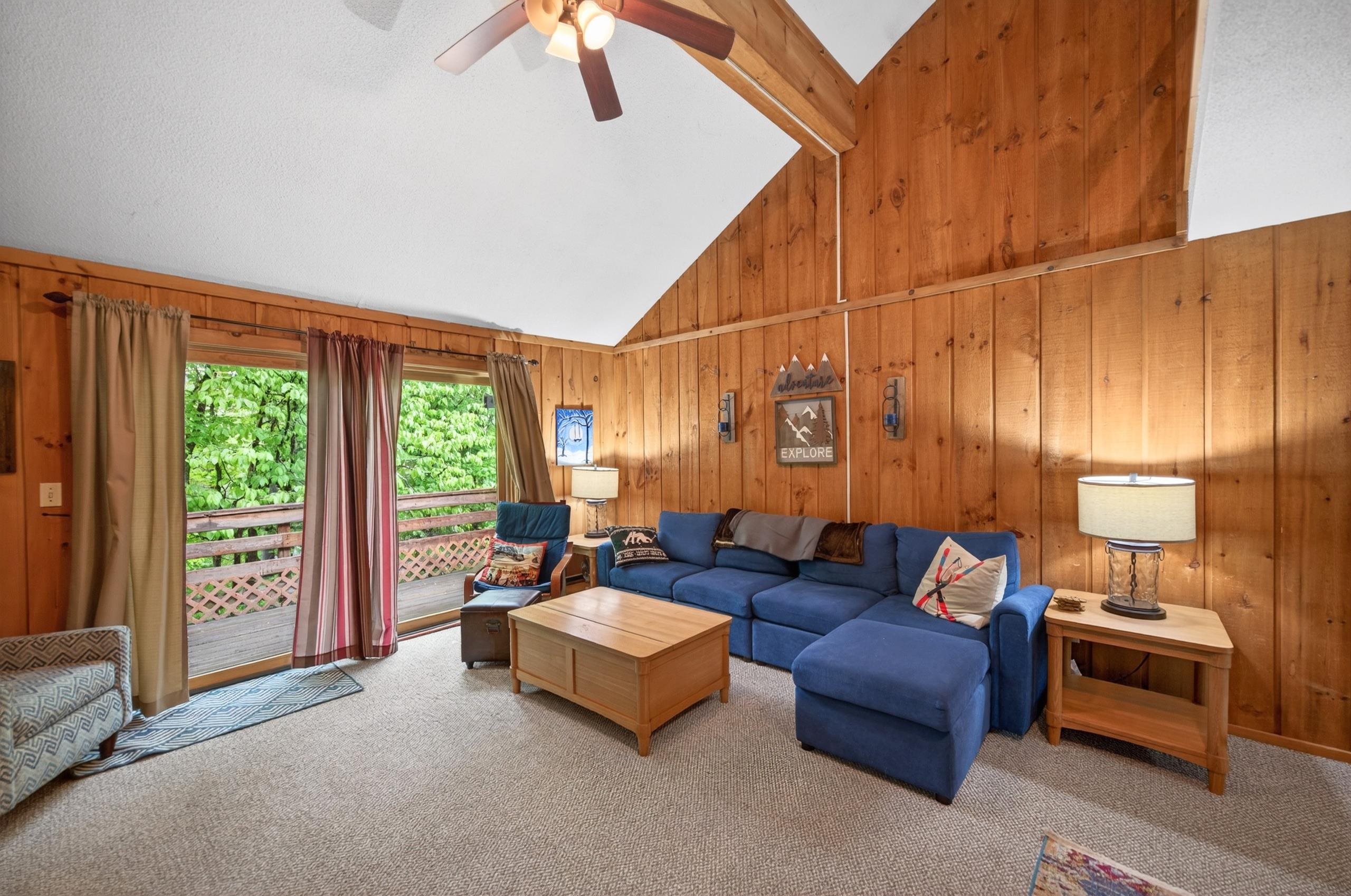 8f Dover Green Loop Property Photo 3