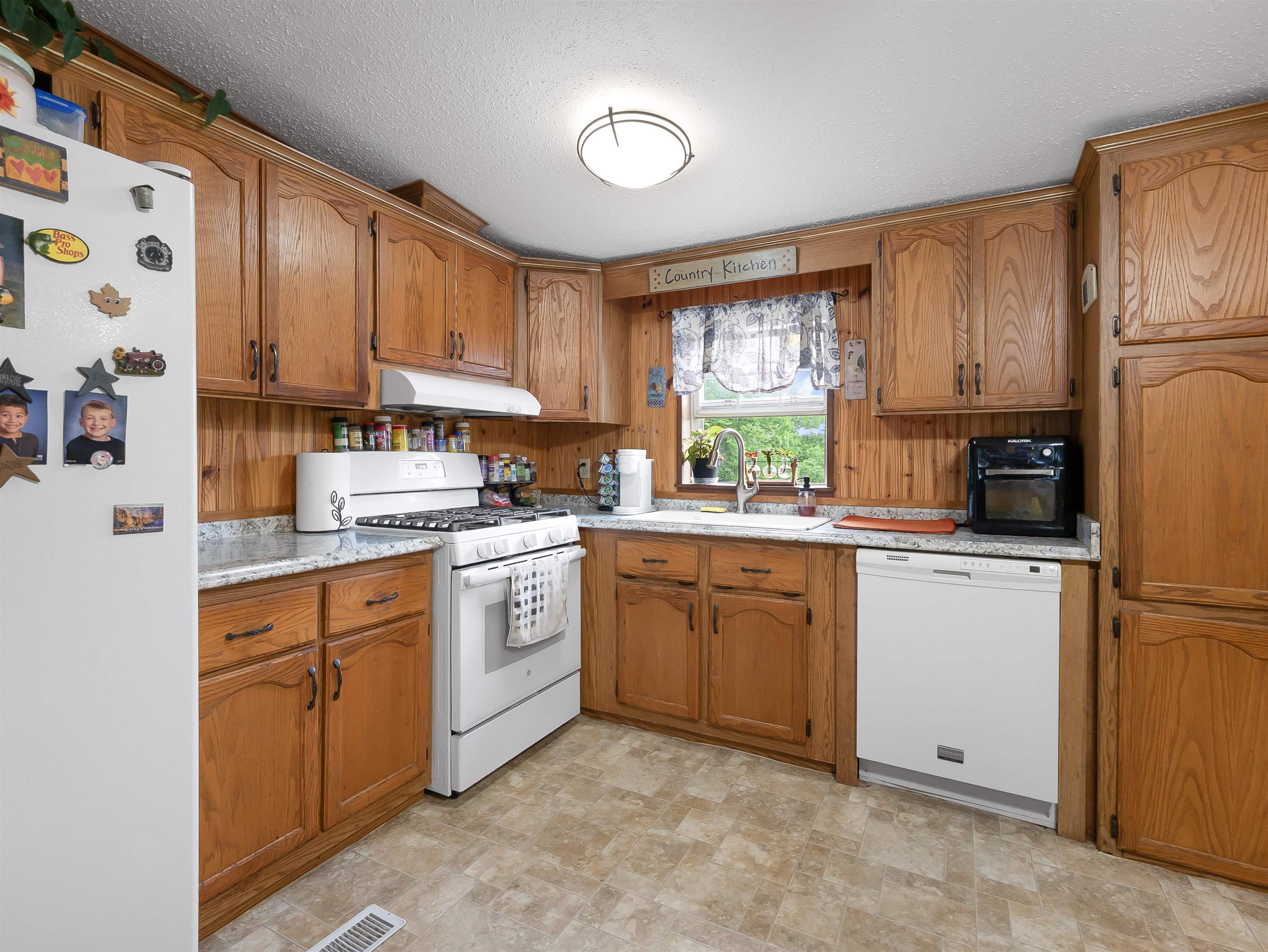 1051 Monument Hill Road Property Photo 17