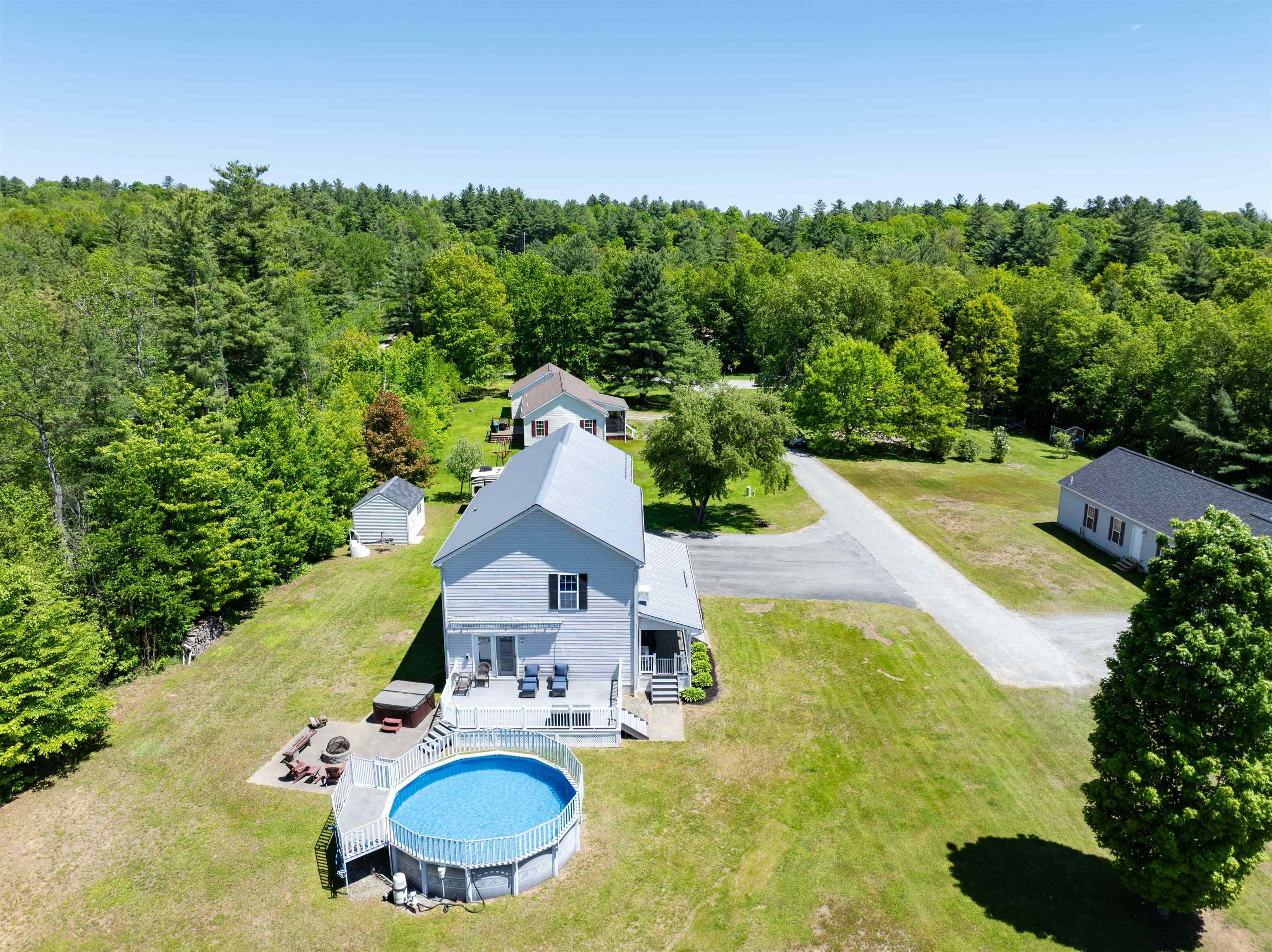 84 Pine Meadow Drive Property Photo 8