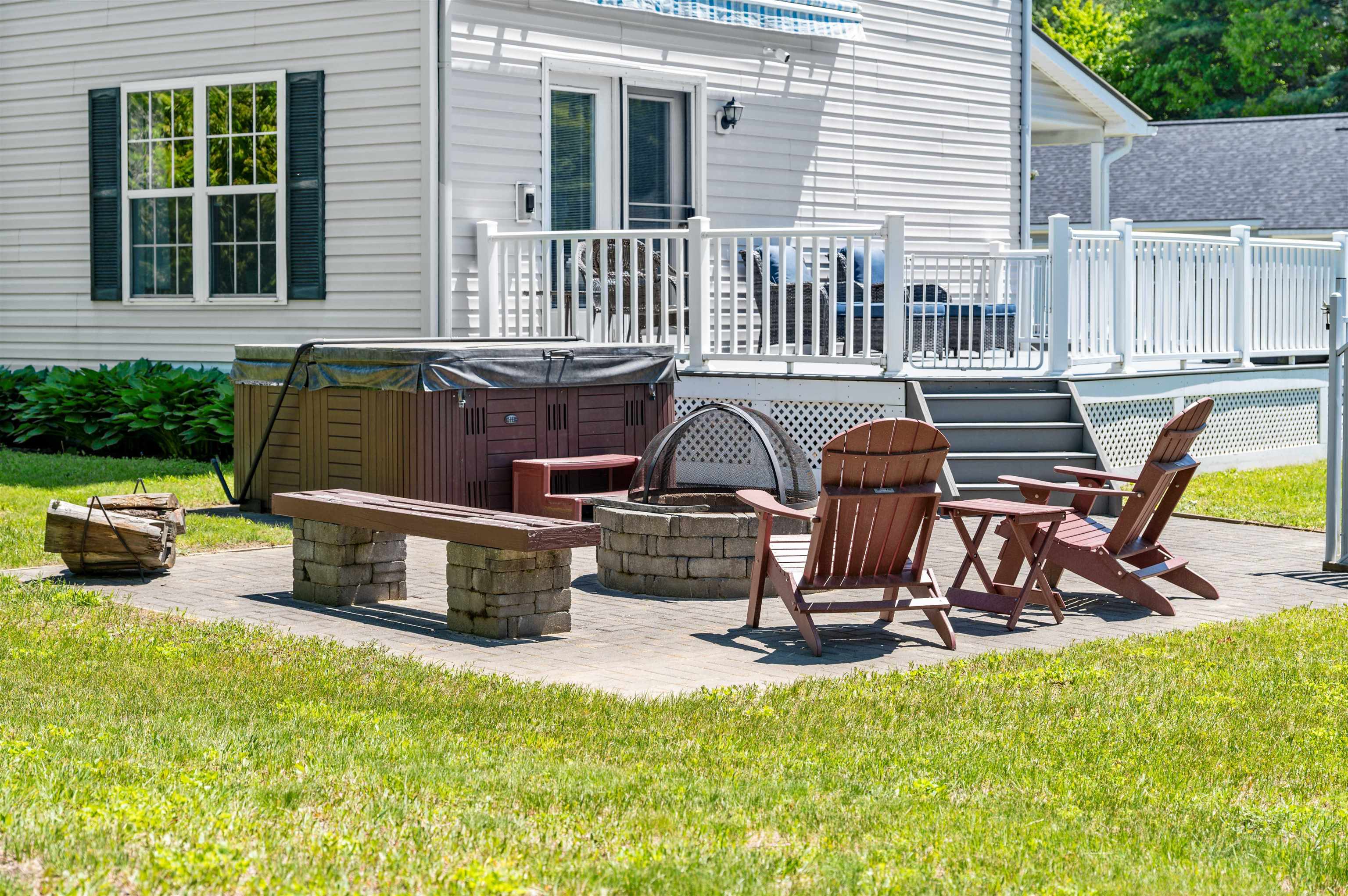 84 Pine Meadow Drive Property Photo 12