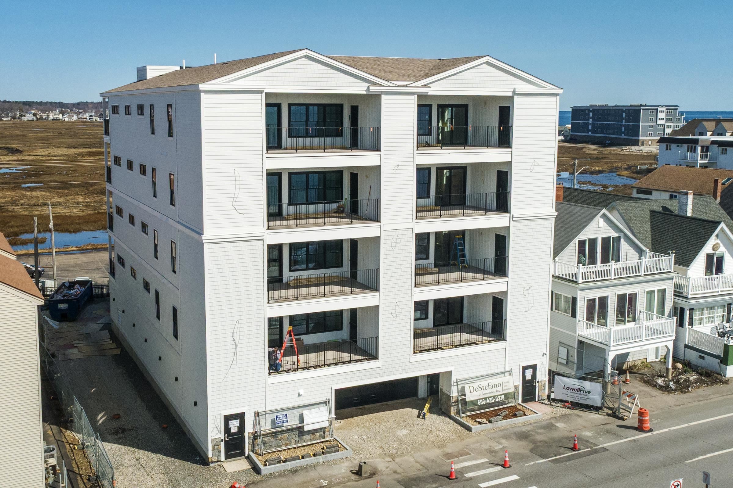 465 Ocean Boulevard Property Photo 1