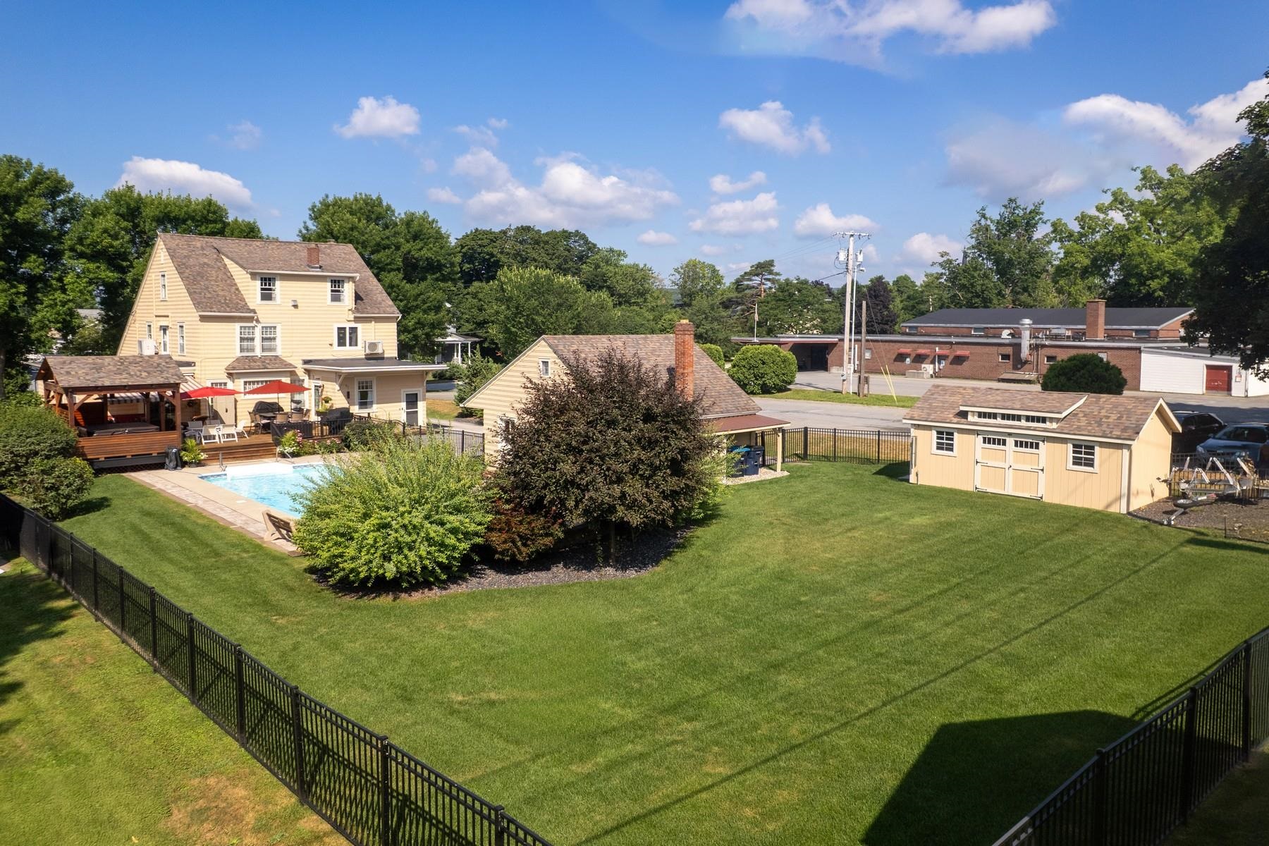 50 Pleasant Street Property Photo 6