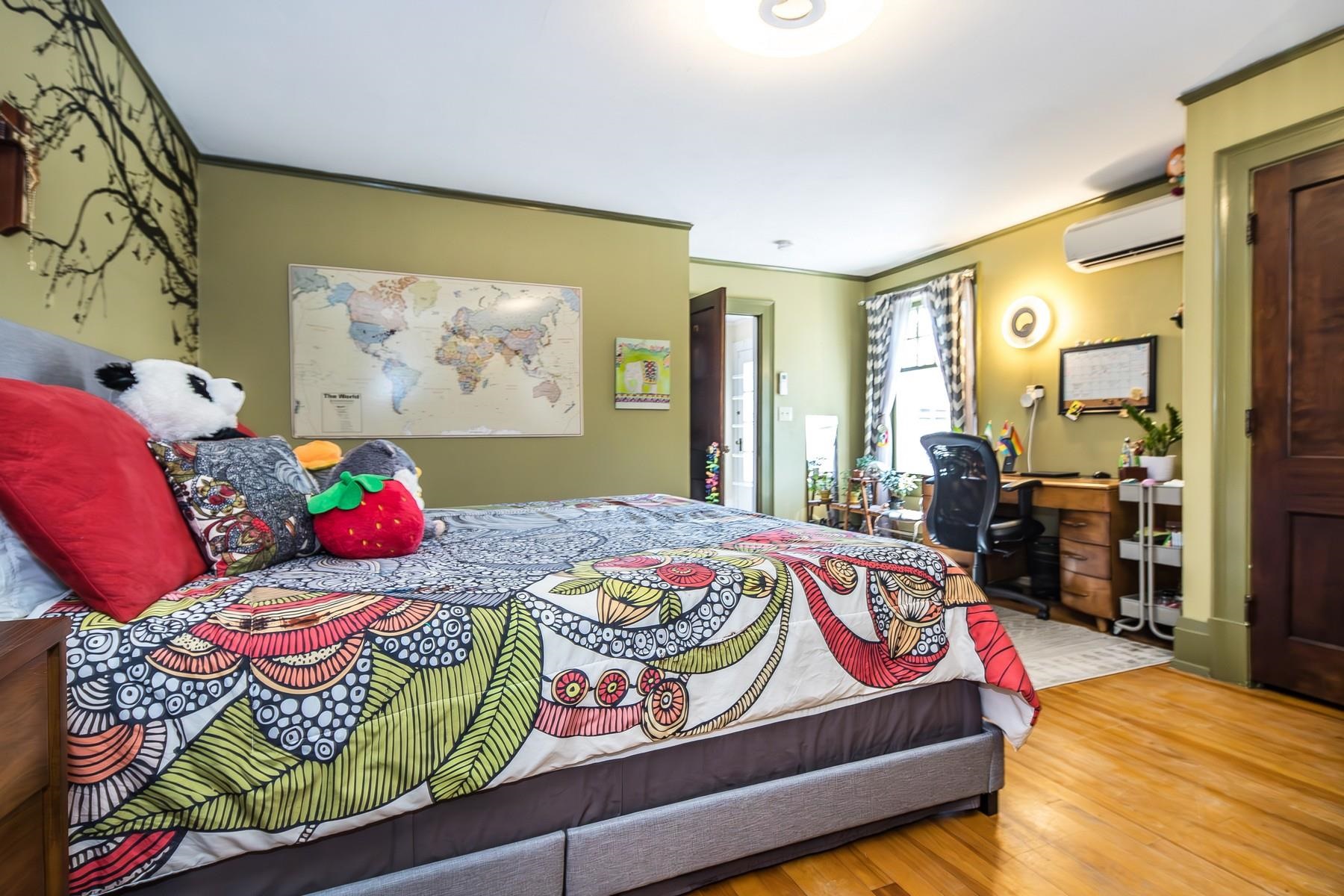 50 Pleasant Street Property Photo 24
