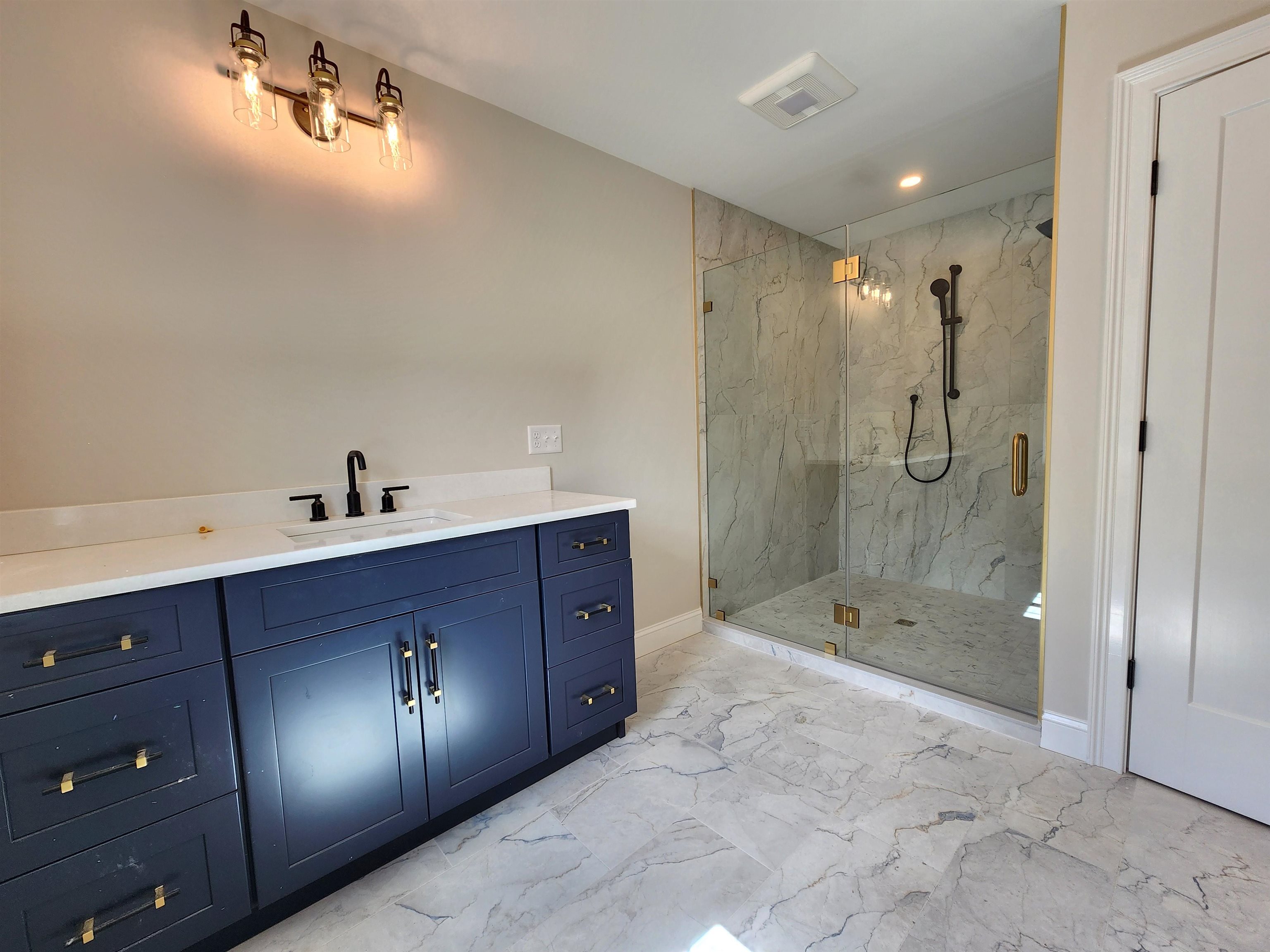 2 Campbell Way Property Photo 27