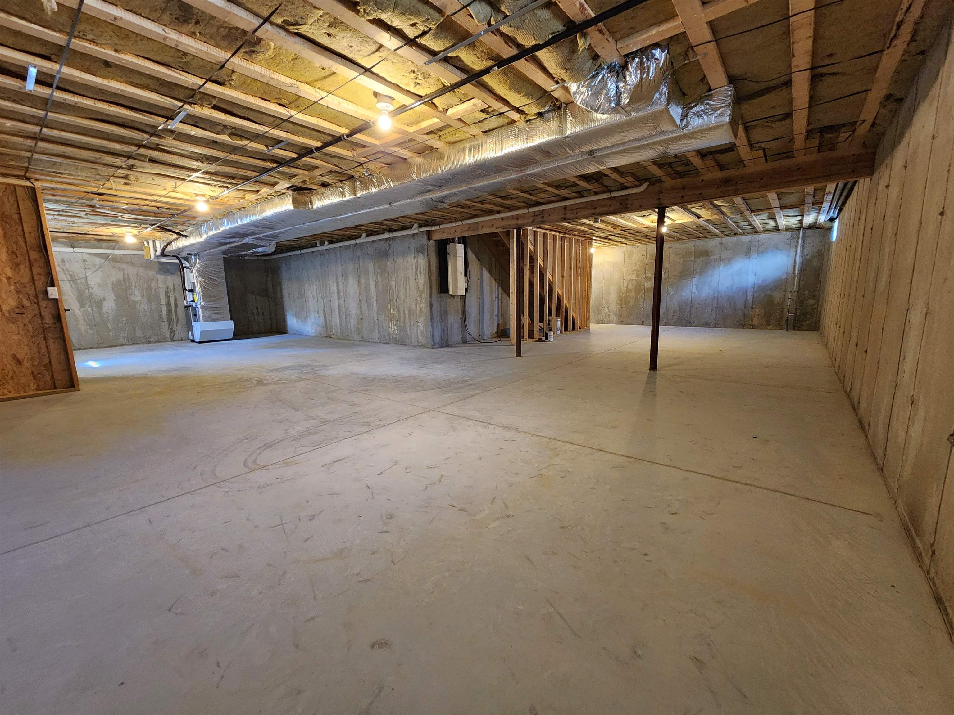 2 Campbell Way Property Photo 38