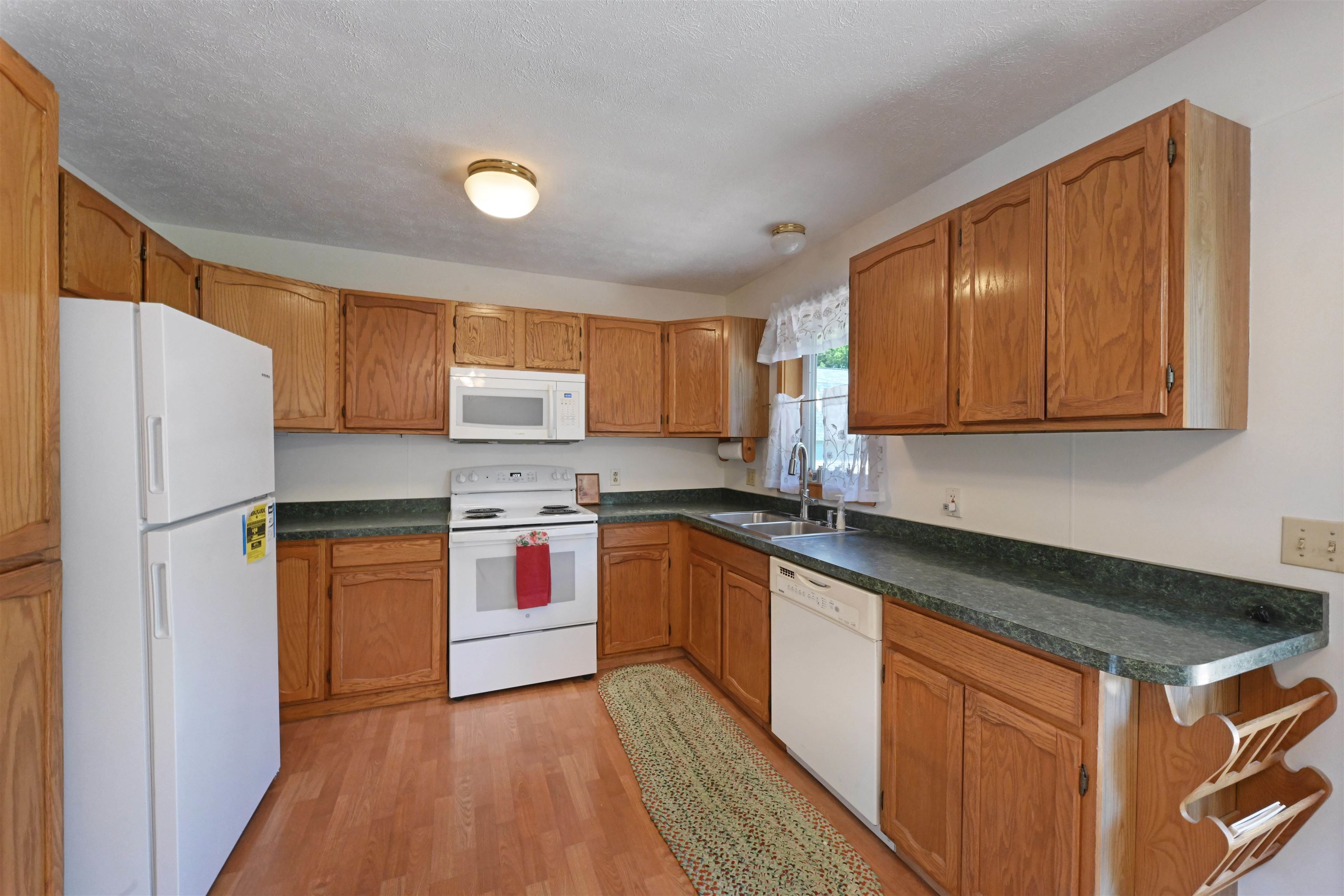 37 Adams Street Property Photo 6