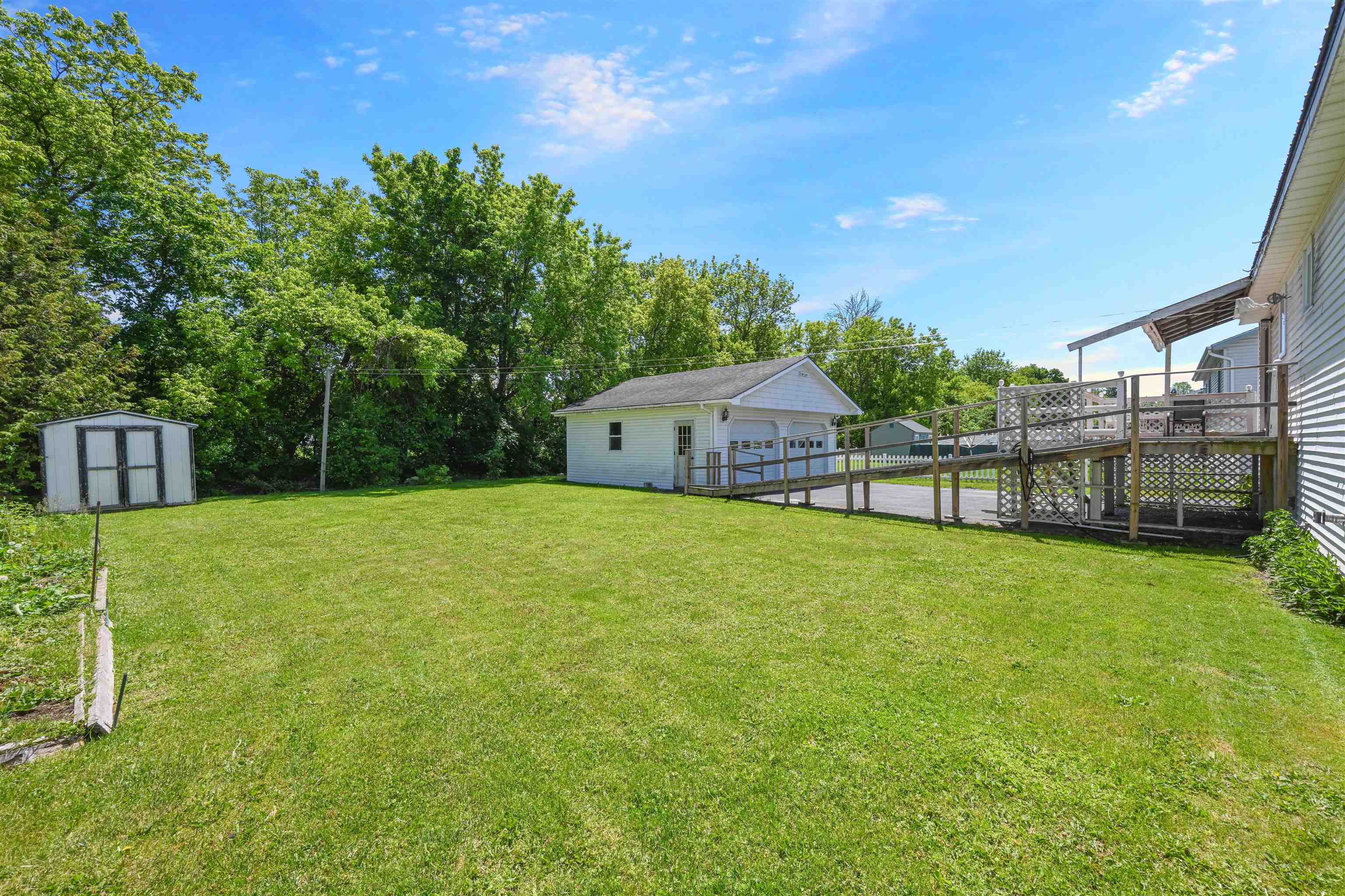 37 Adams Street Property Photo 25