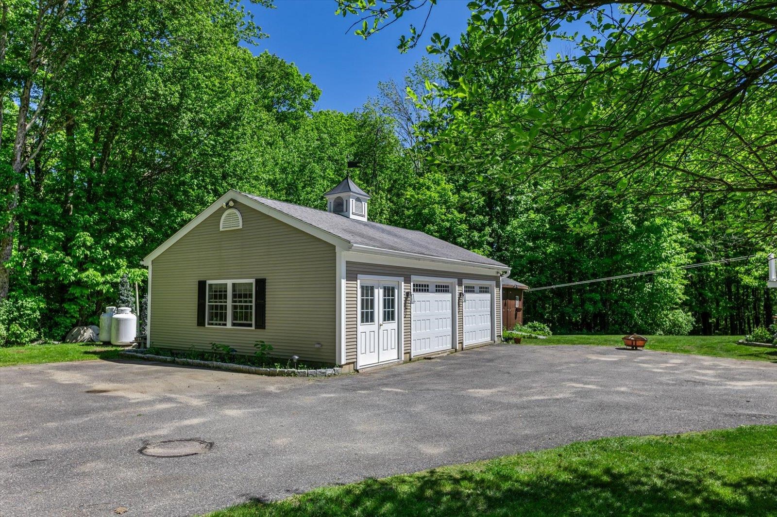 407 Middle Winchendon Road Property Photo 33