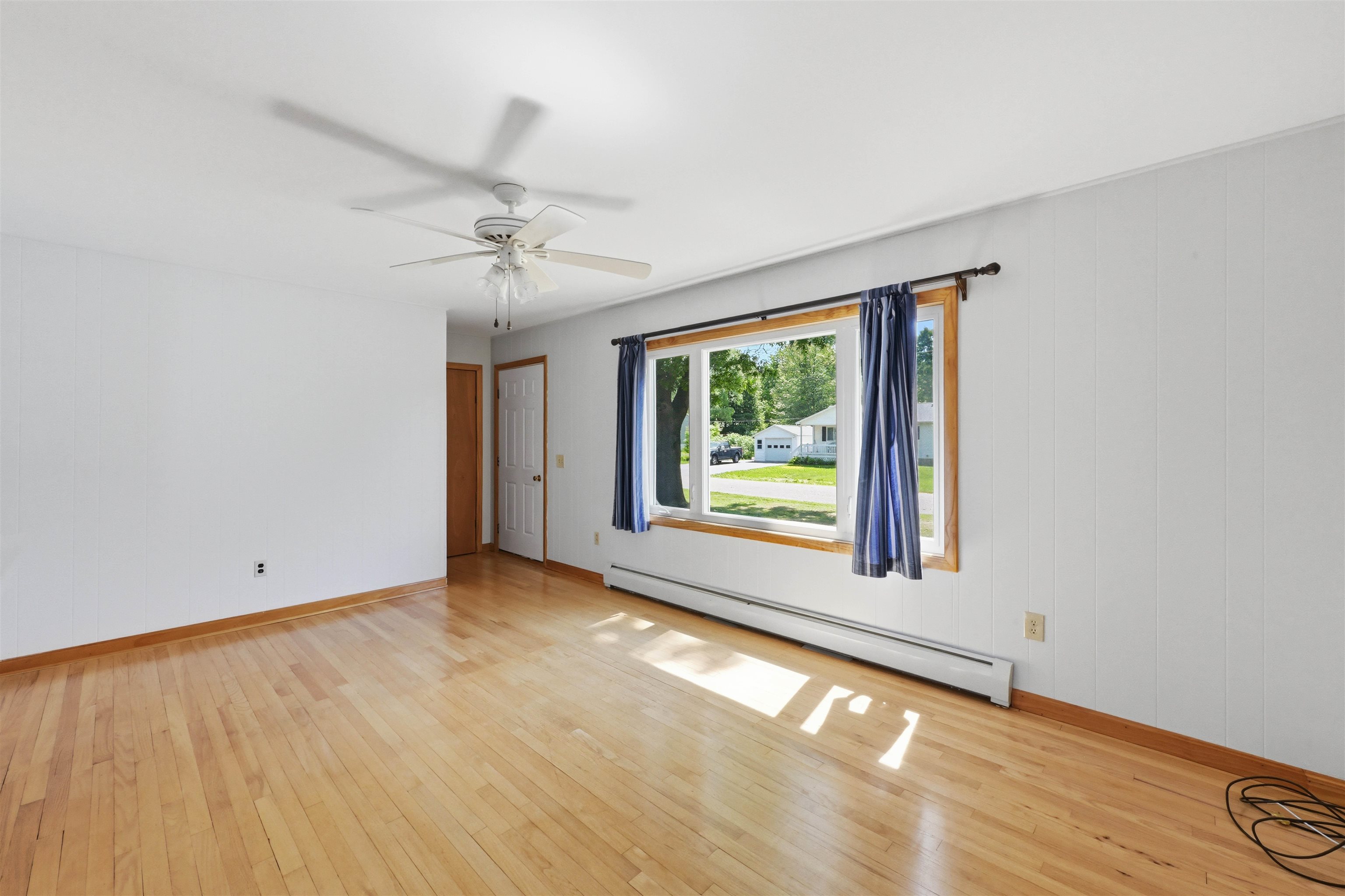 37 Sunset Drive Property Photo 2