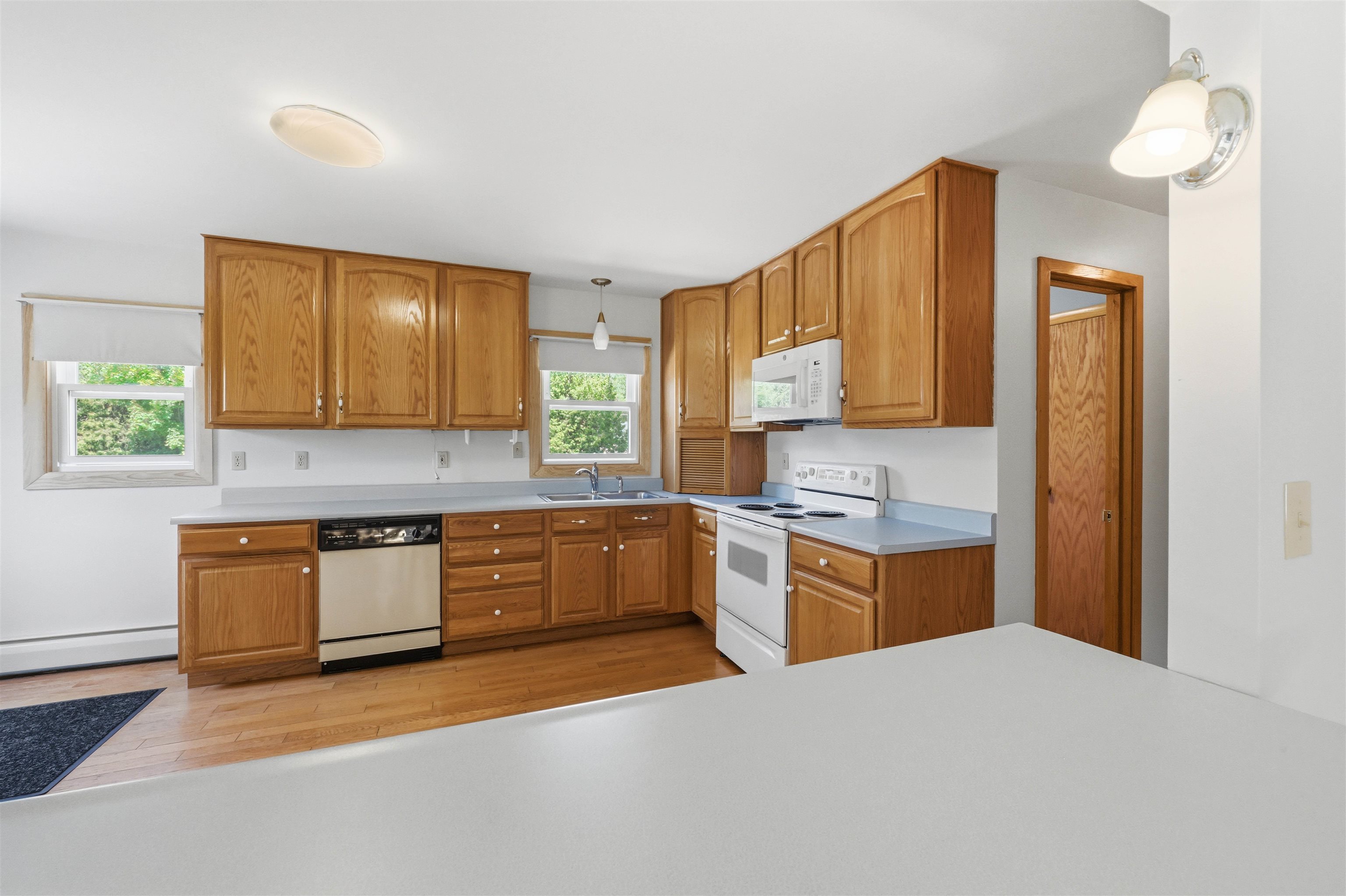 37 Sunset Drive Property Photo 6