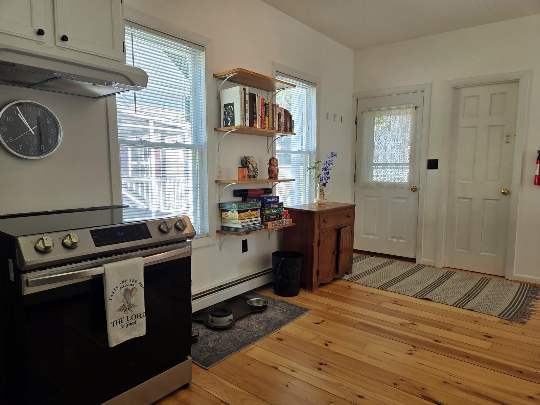5 1/2 Lyndon Street Property Photo 15