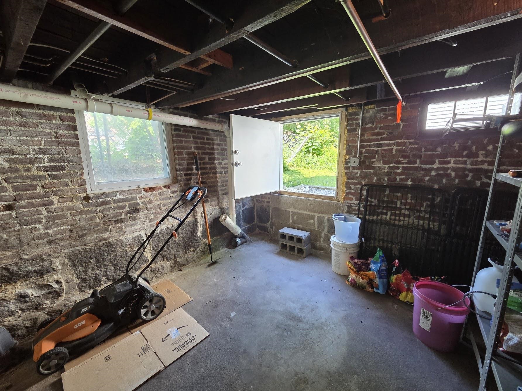 5 1/2 Lyndon Street Property Photo 45
