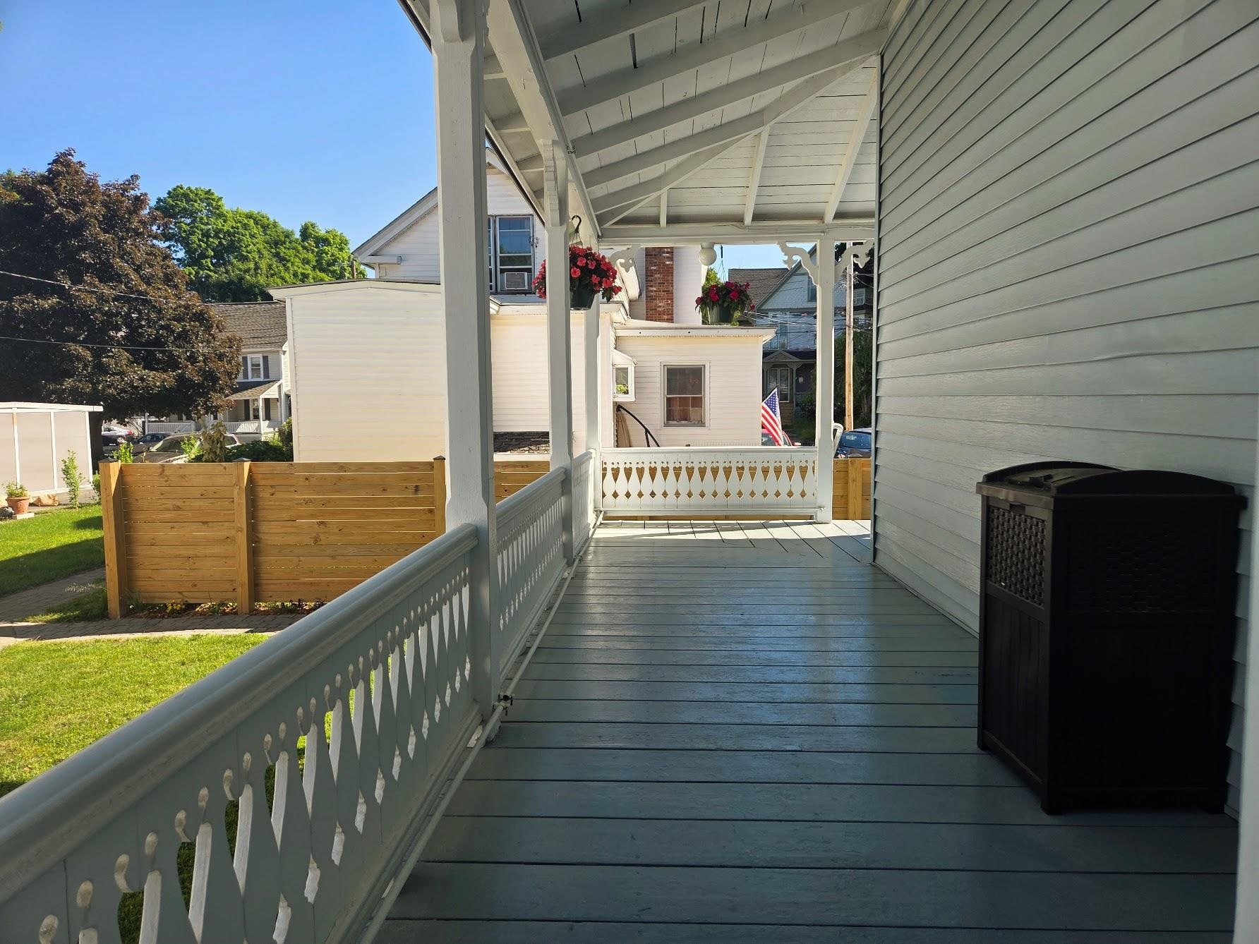 5 1/2 Lyndon Street Property Photo 52