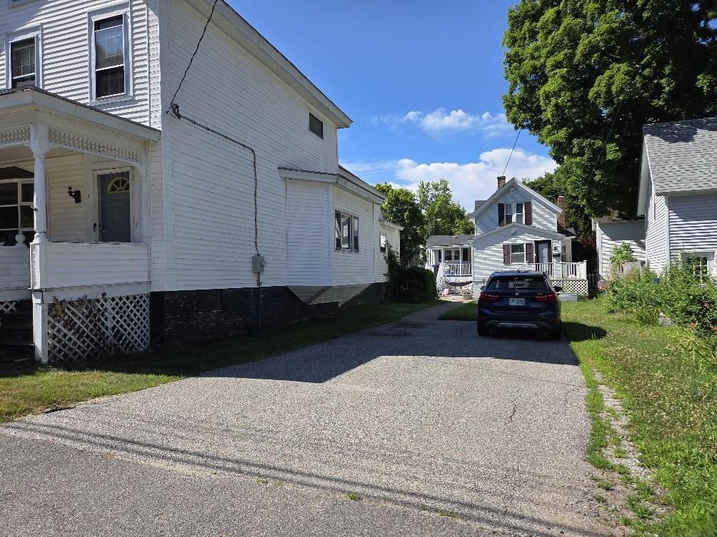 5 1/2 Lyndon Street Property Photo 57