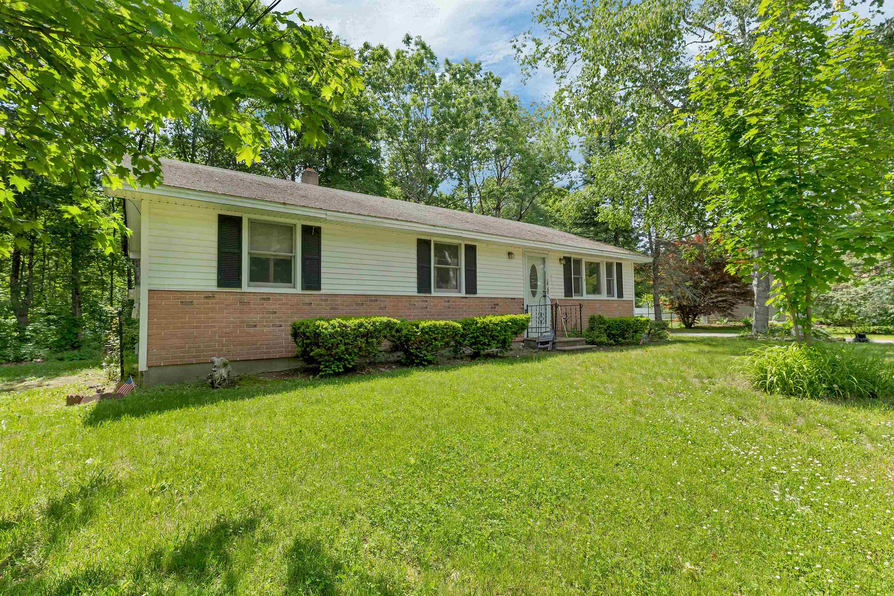 12 Cameron Drive Property Photo 3