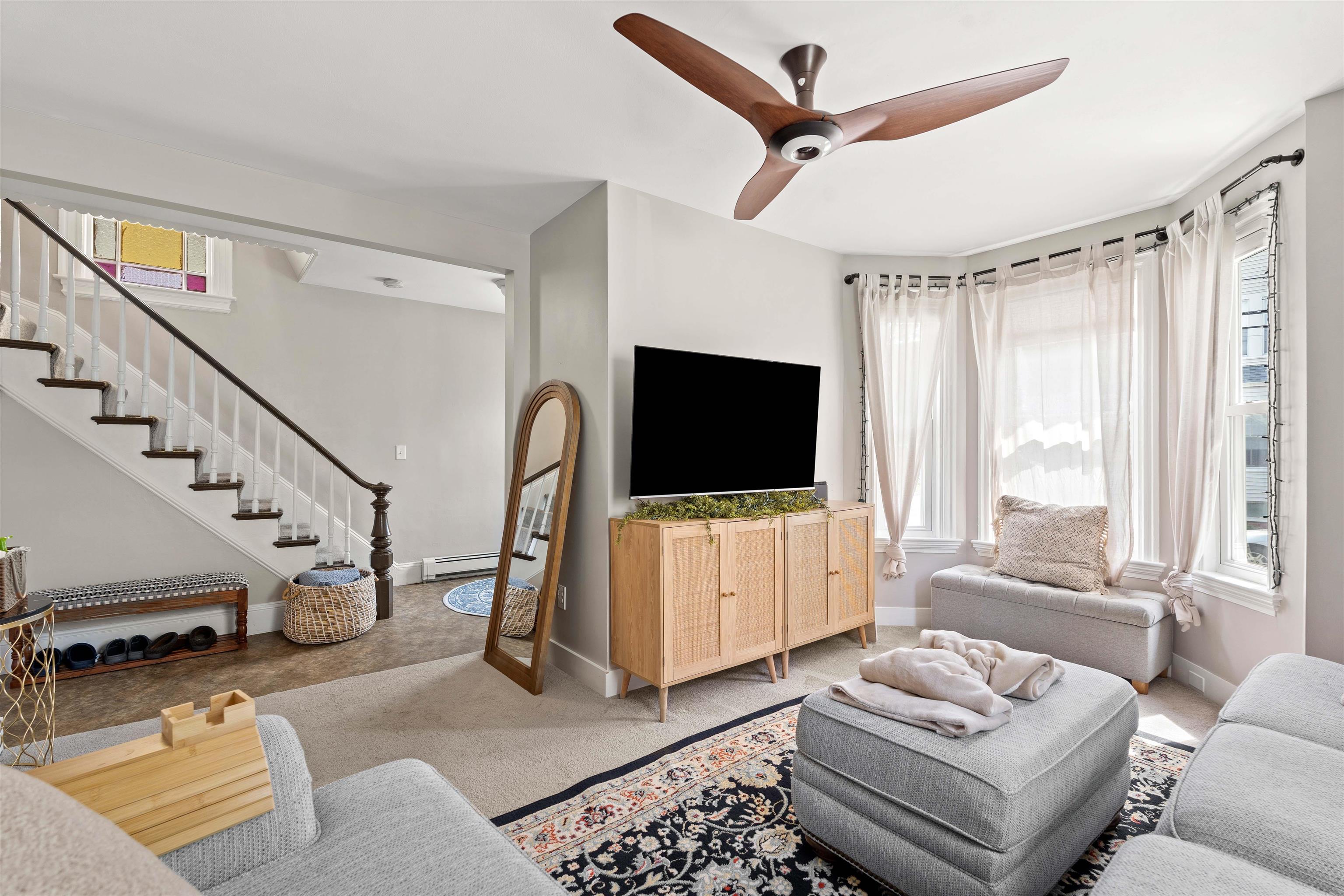 239 Cass Street Property Photo 14