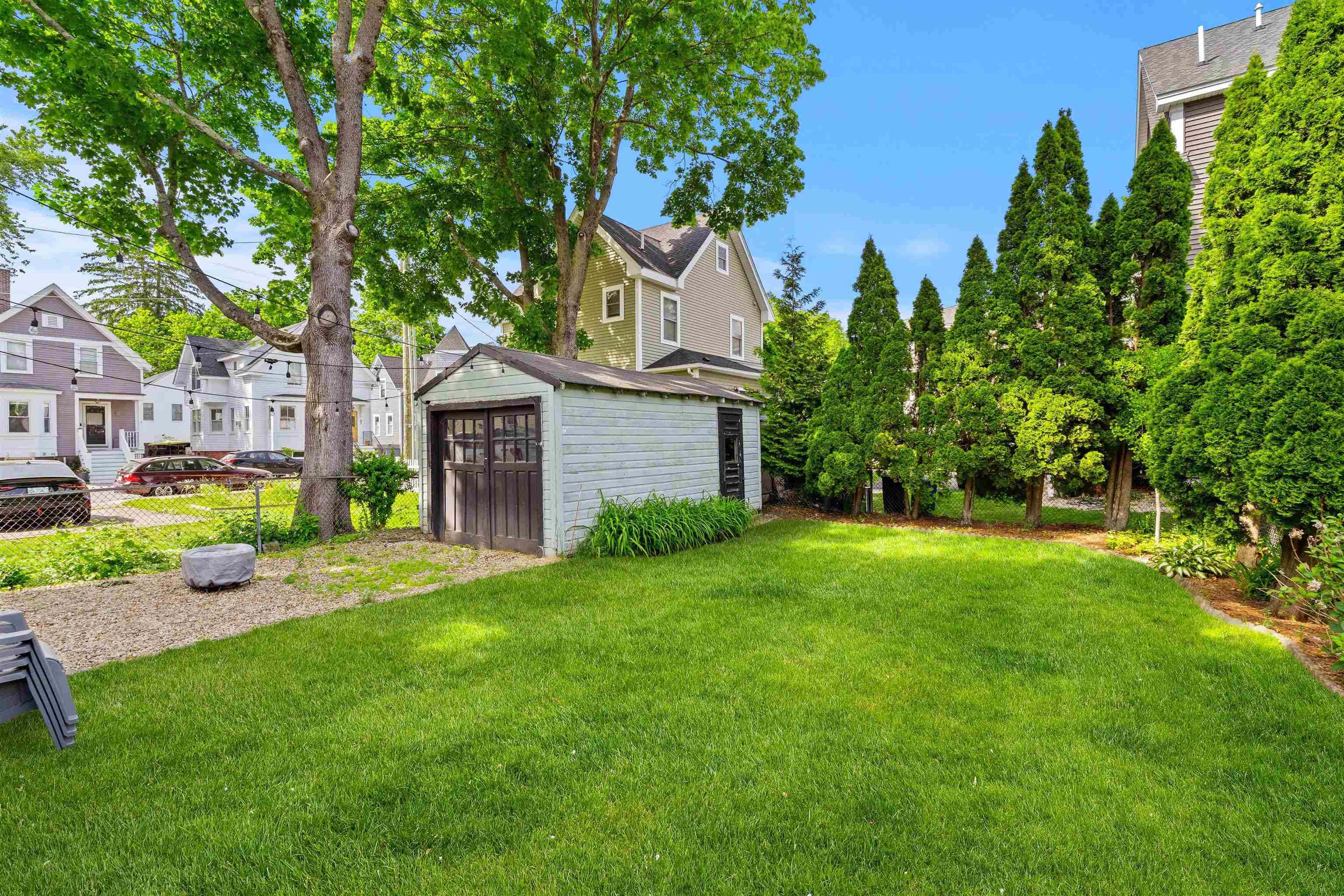 239 Cass Street Property Photo 32