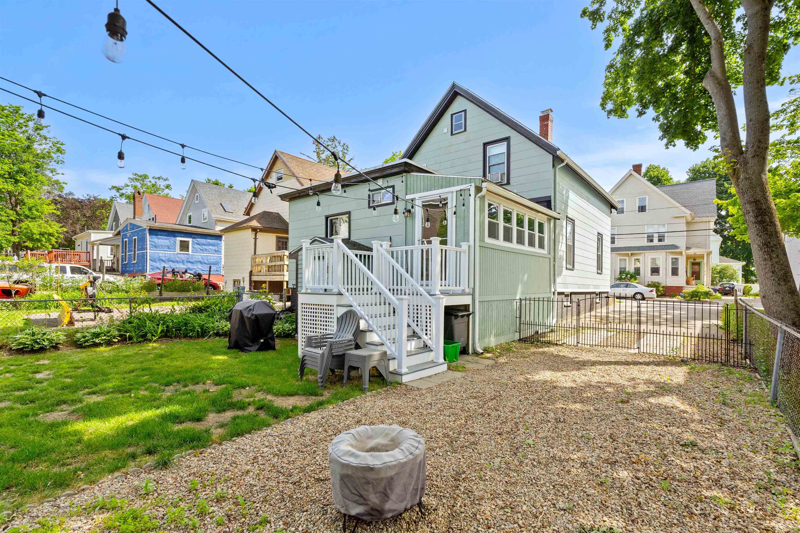 239 Cass Street Property Photo 33