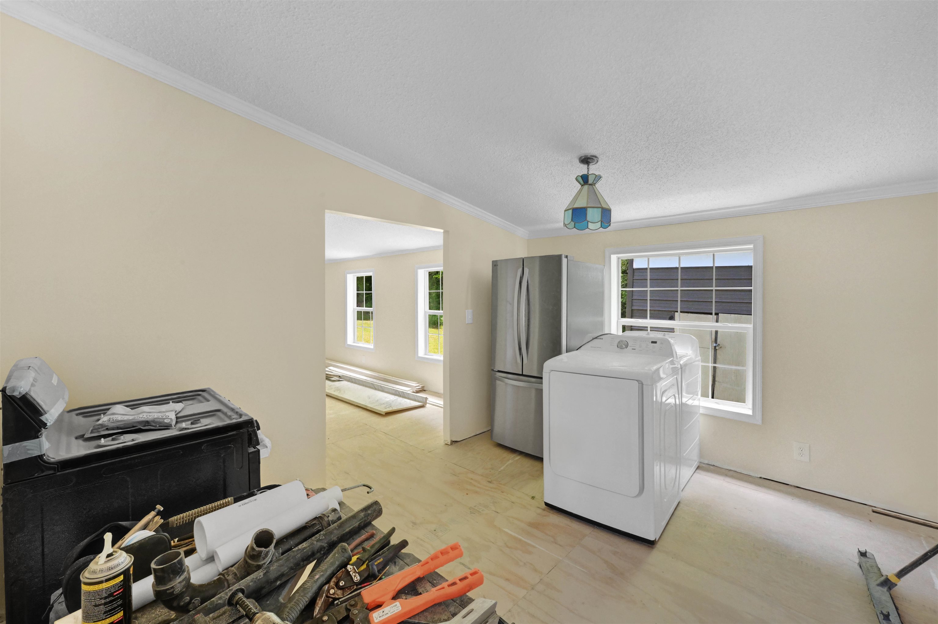 409 Seaver Road Property Photo 6