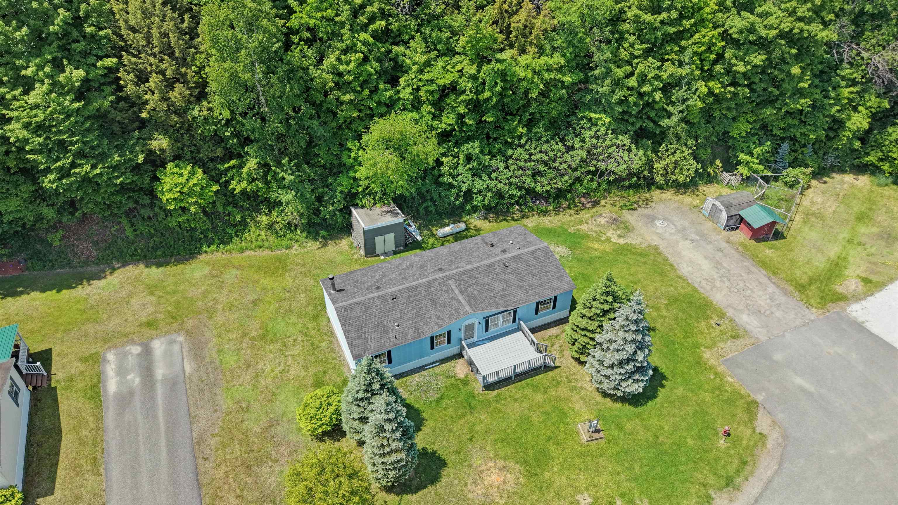 409 Seaver Road Property Photo 23