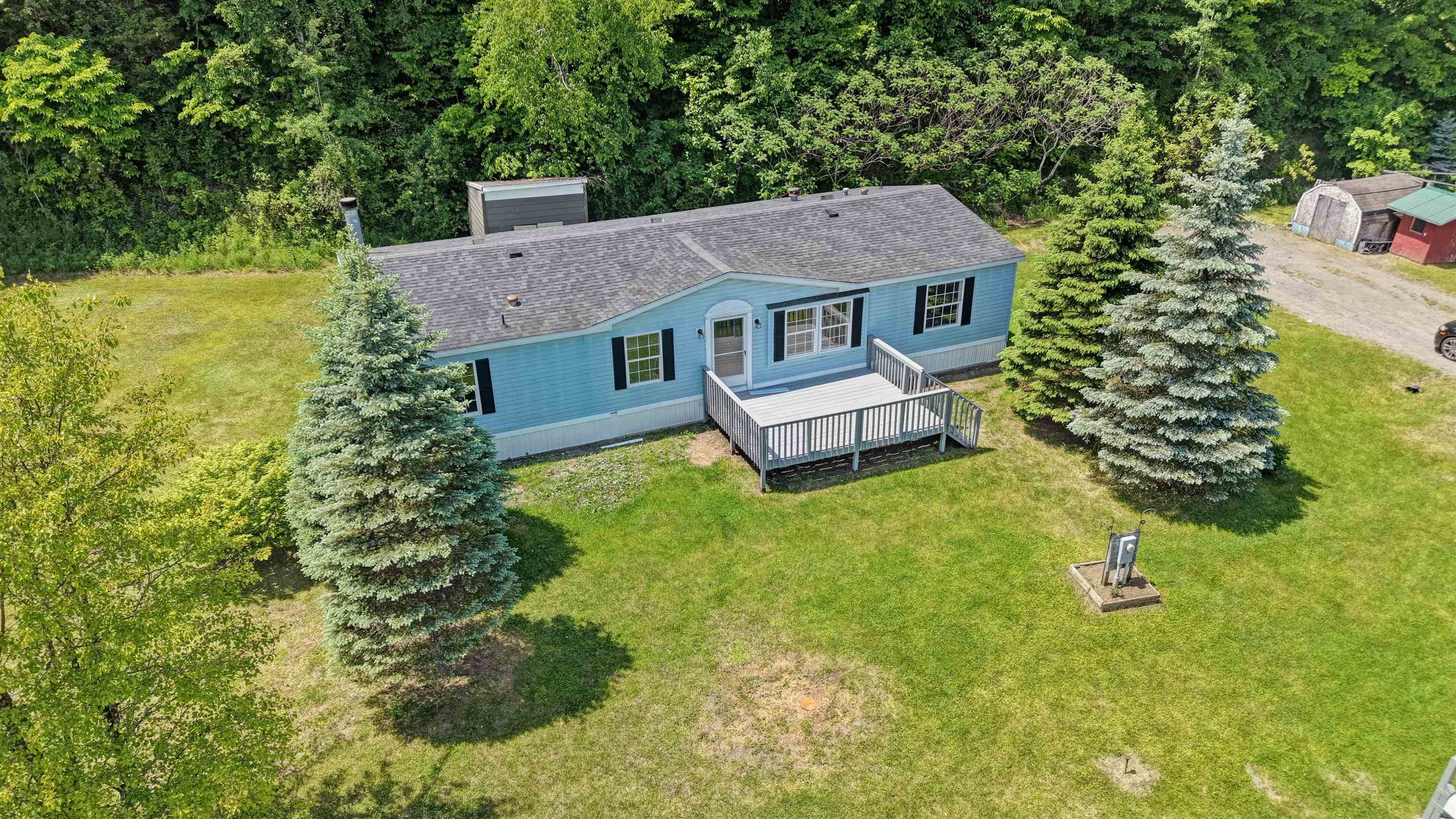 409 Seaver Road Property Photo 25