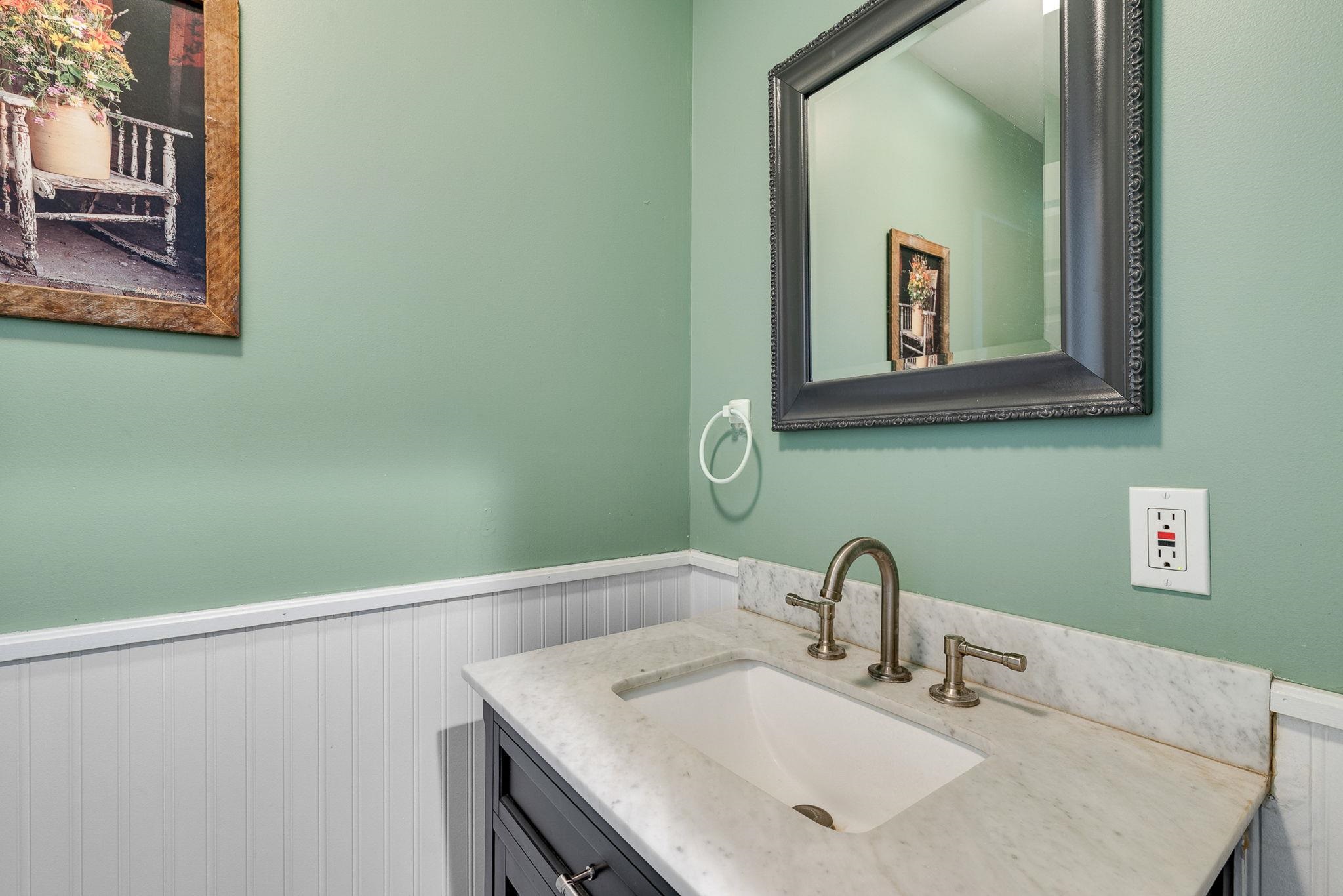 49 Edgewater Terrace Property Photo 31