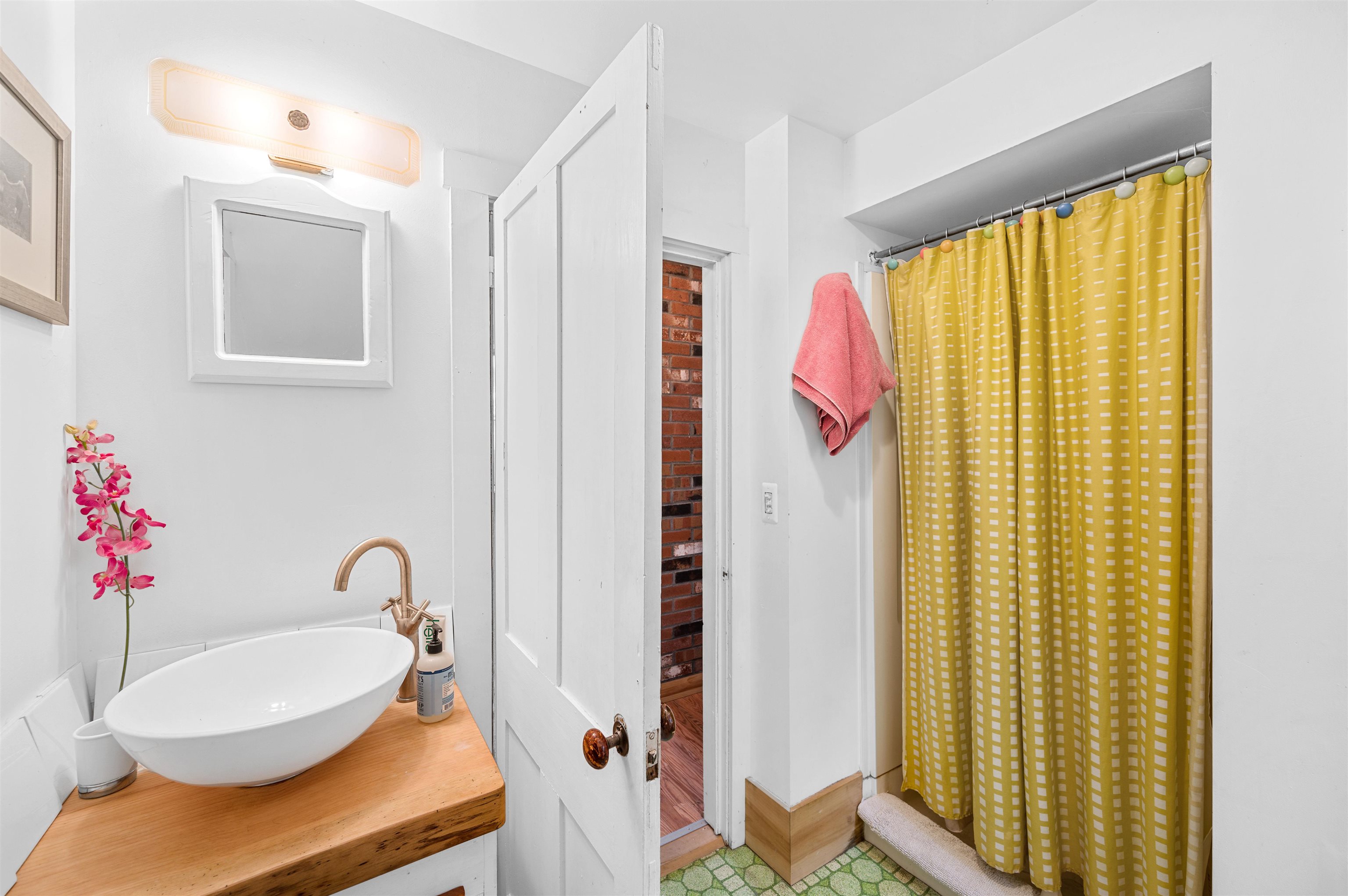 323 Calais Road Property Photo 19