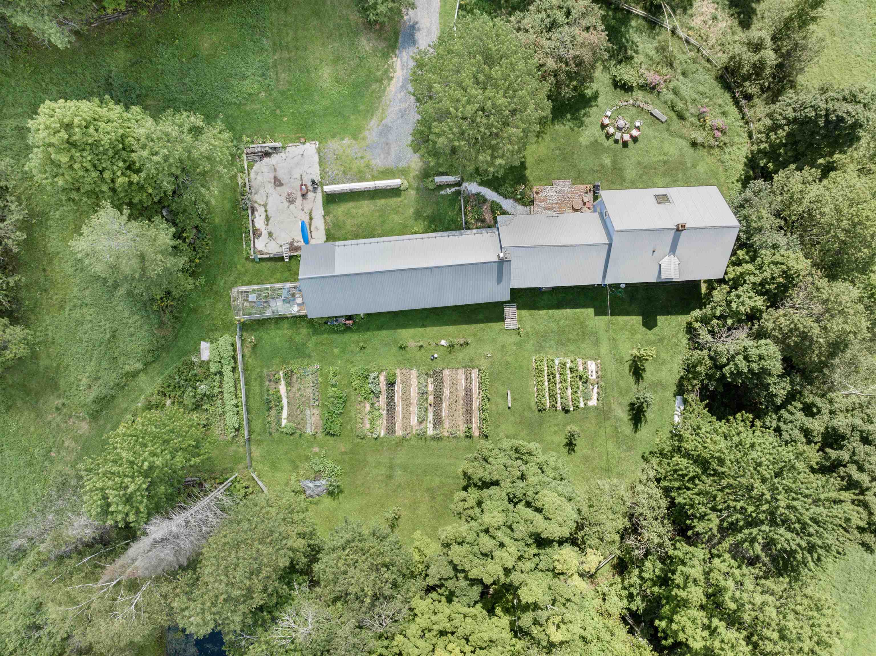 323 Calais Road Property Photo 26