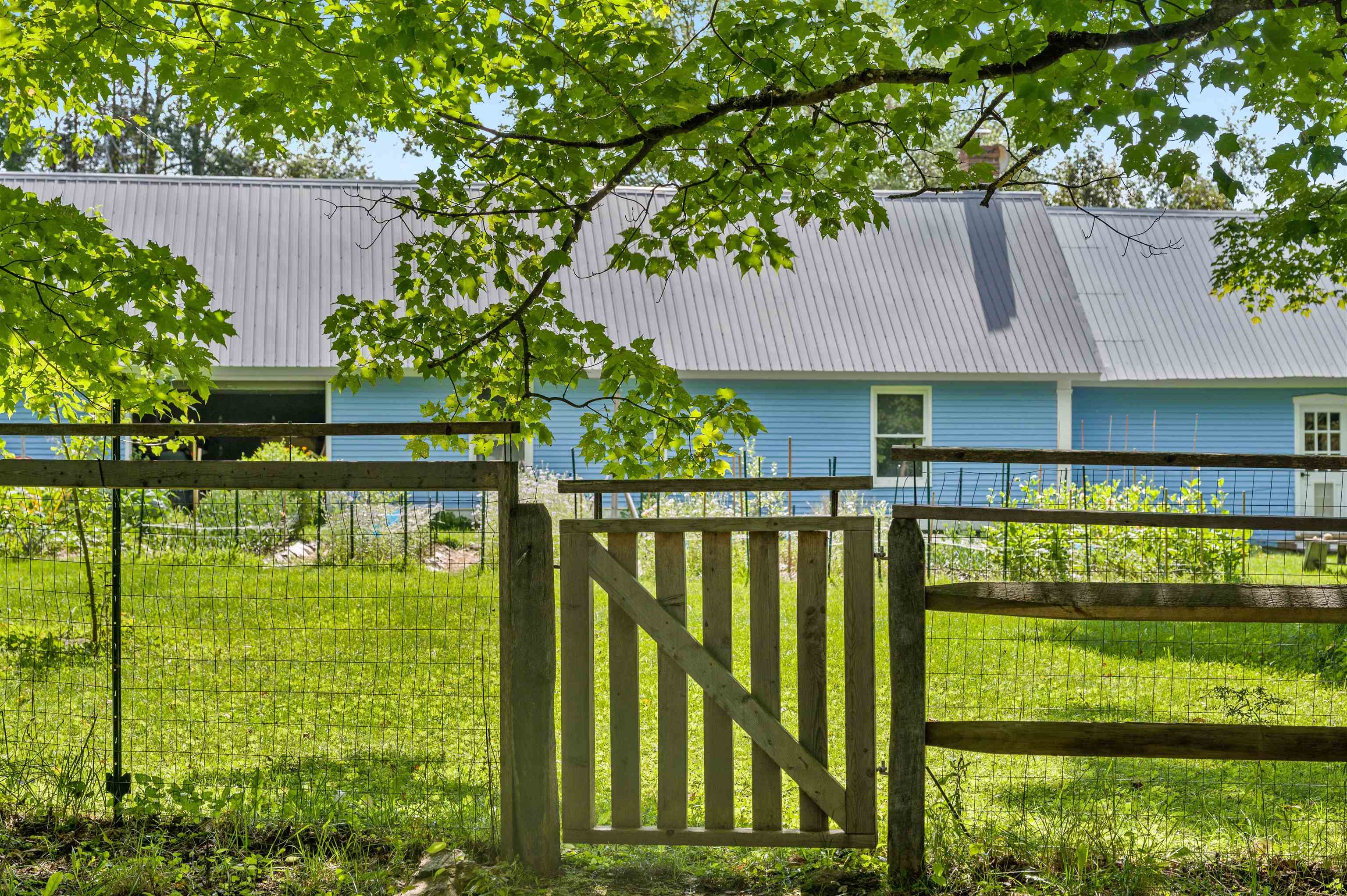 323 Calais Road Property Photo 33