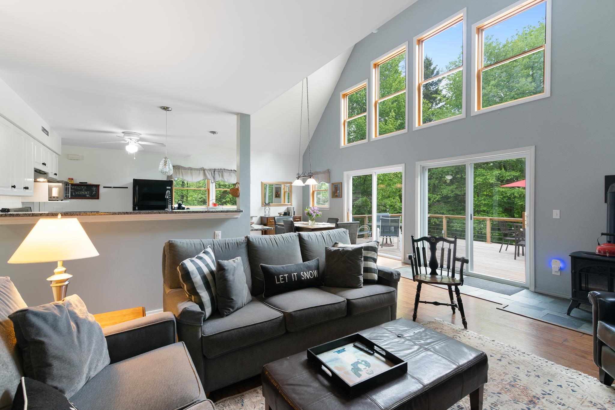 8 Deer Run Property Photo 3