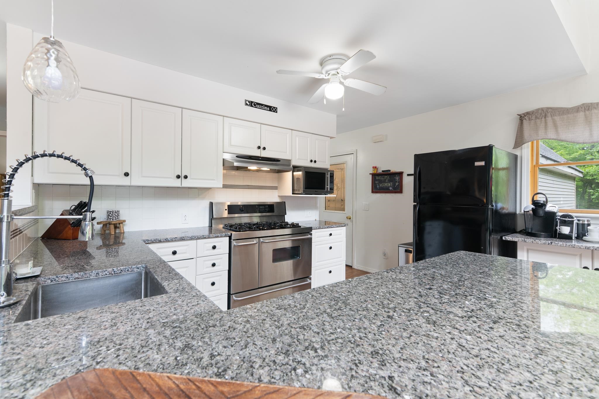 8 Deer Run Property Photo 8