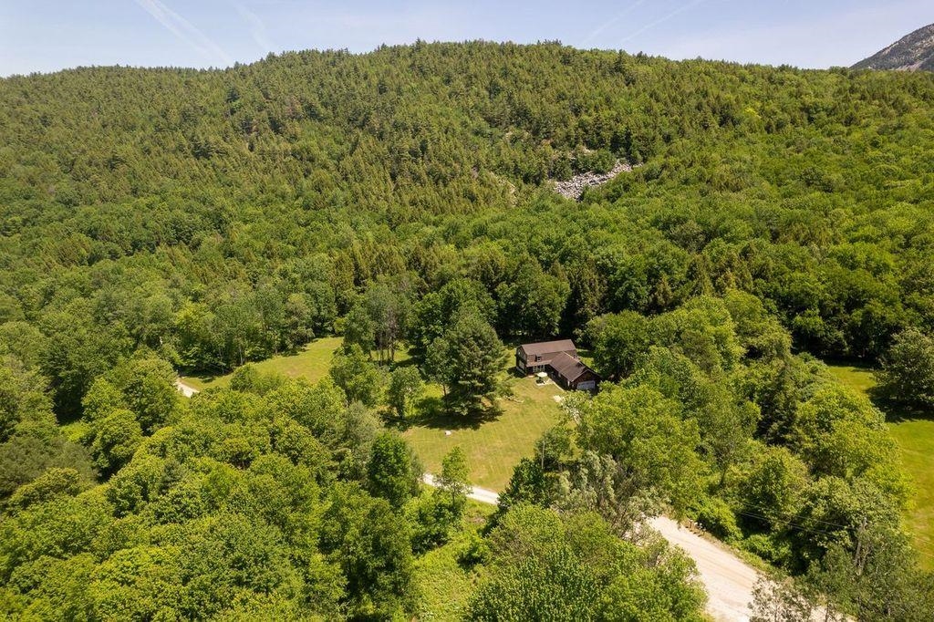 188 Green Hill Lane Property Photo 4