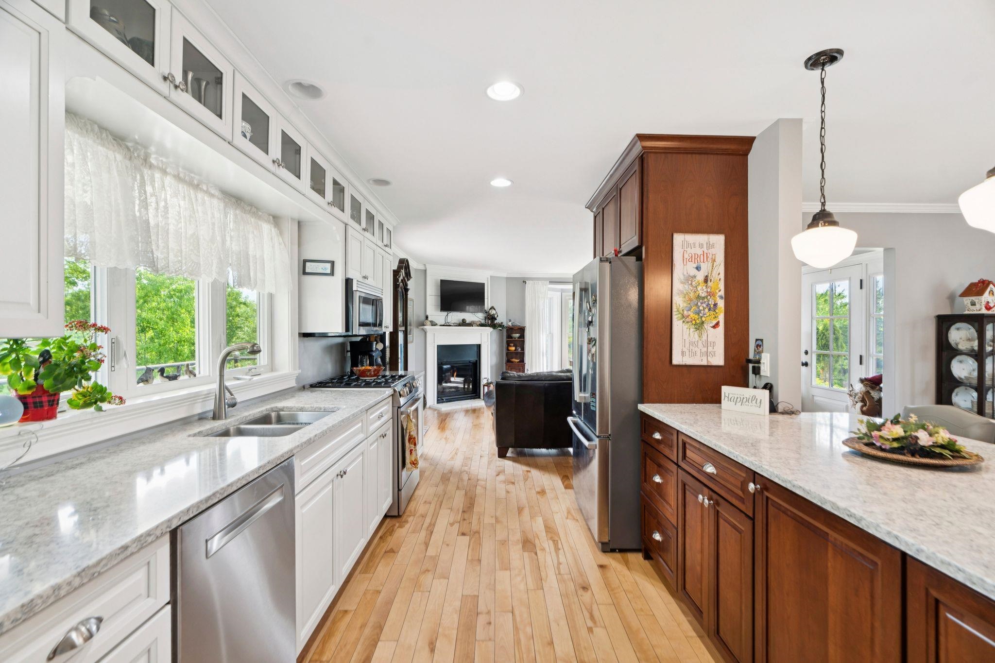 65 Steele Hill Road Property Photo 13