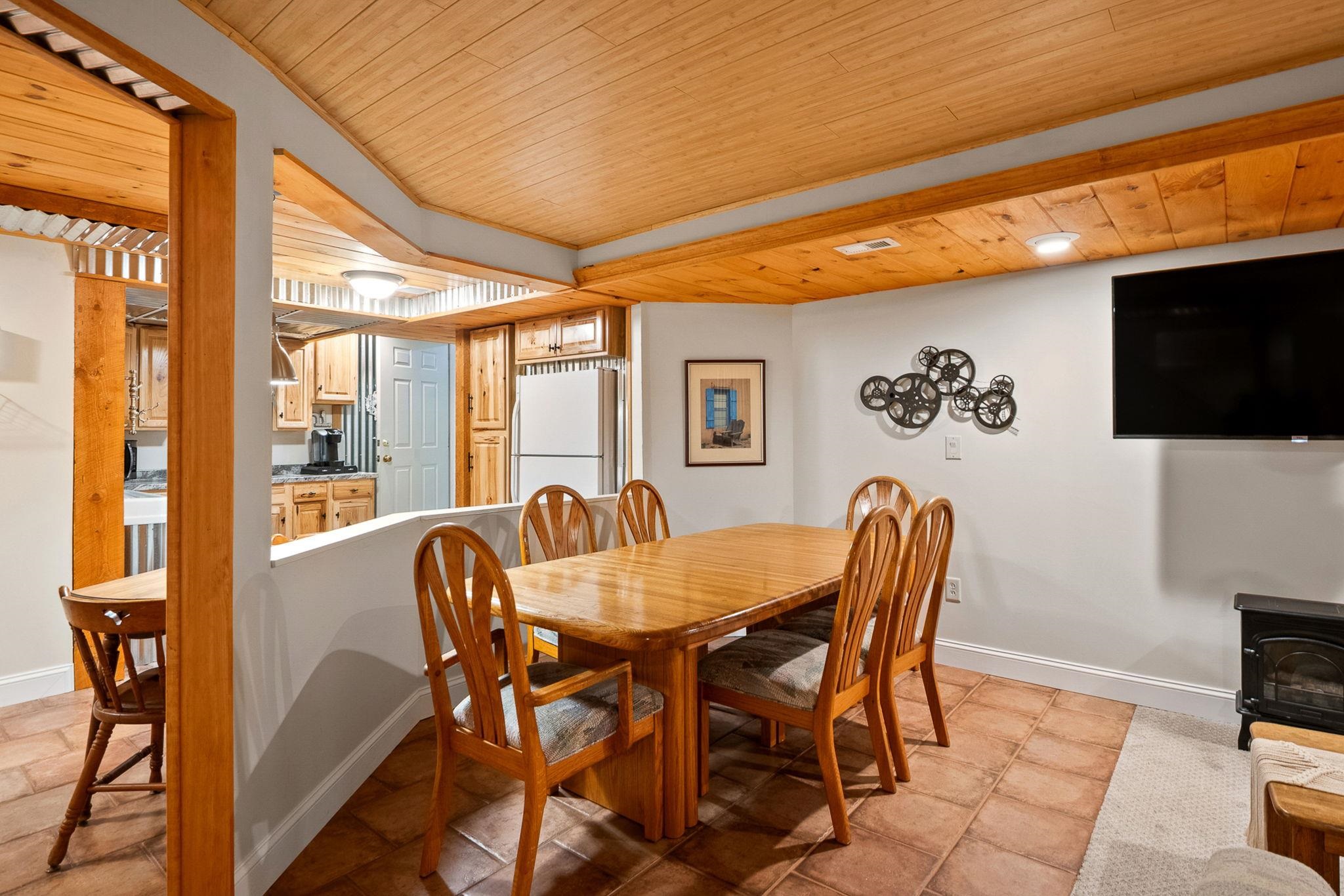 995 Dorset Street Property Photo 33