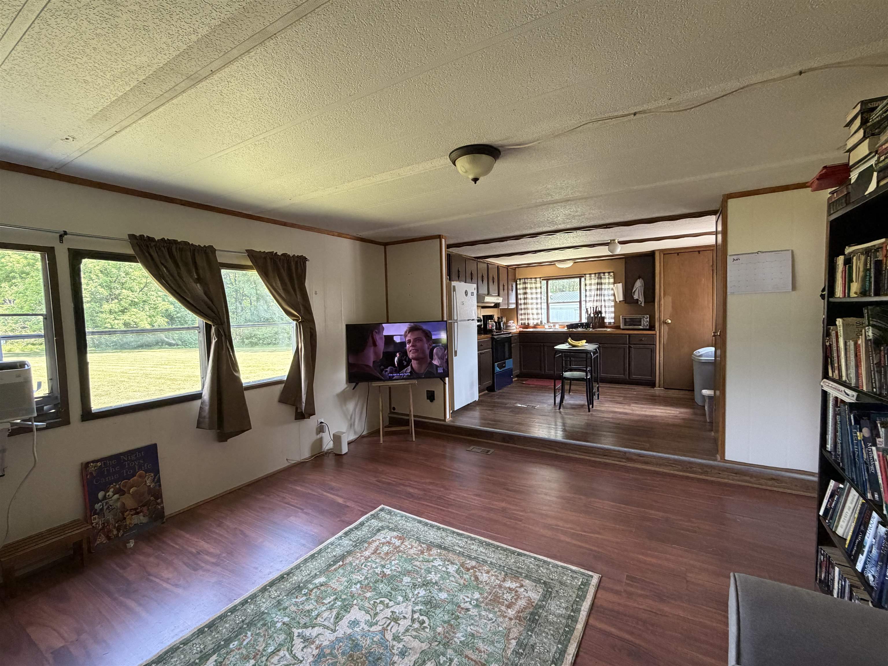 78 Shady Pines Park Property Photo 3