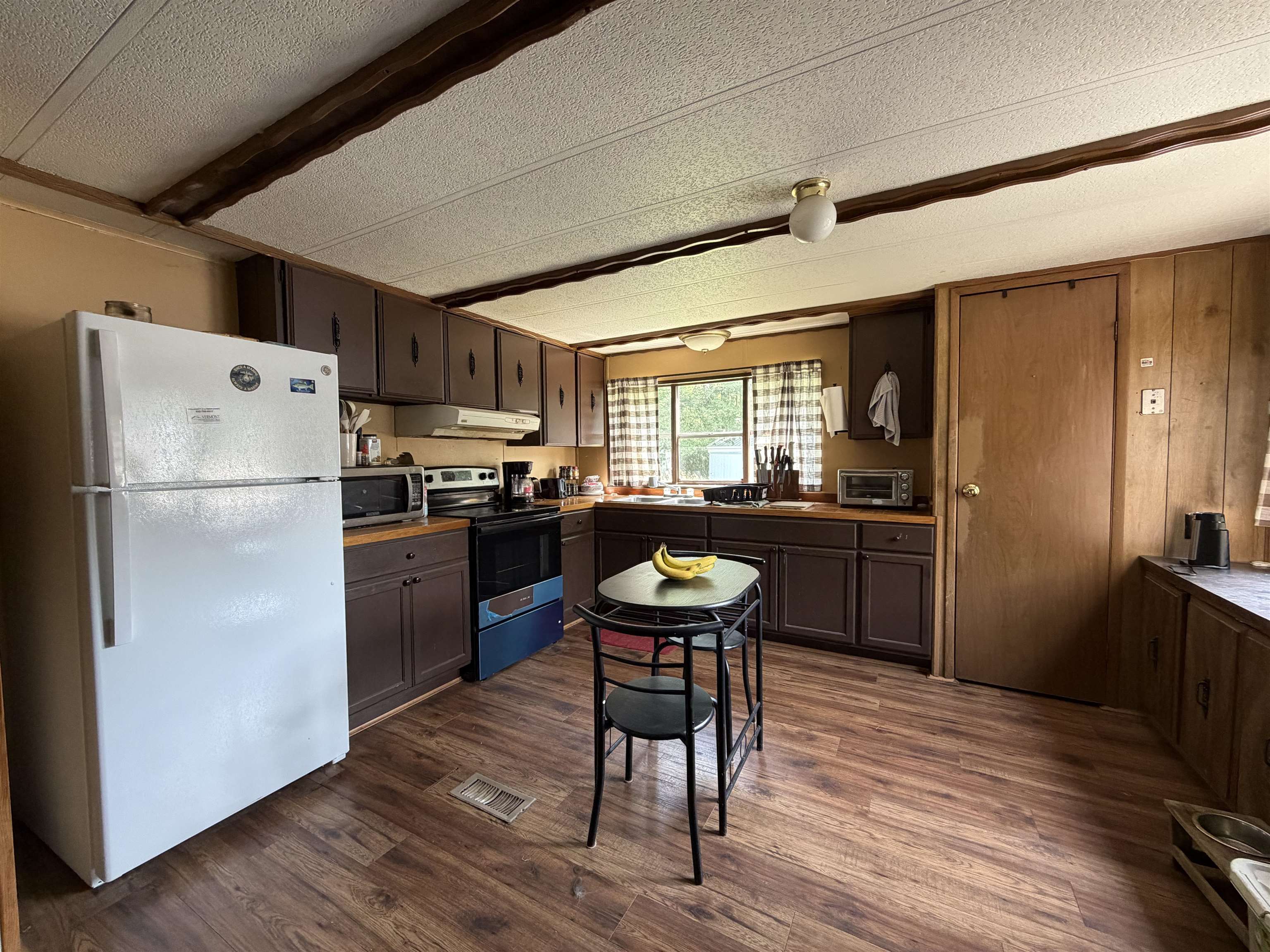78 Shady Pines Park Property Photo 10