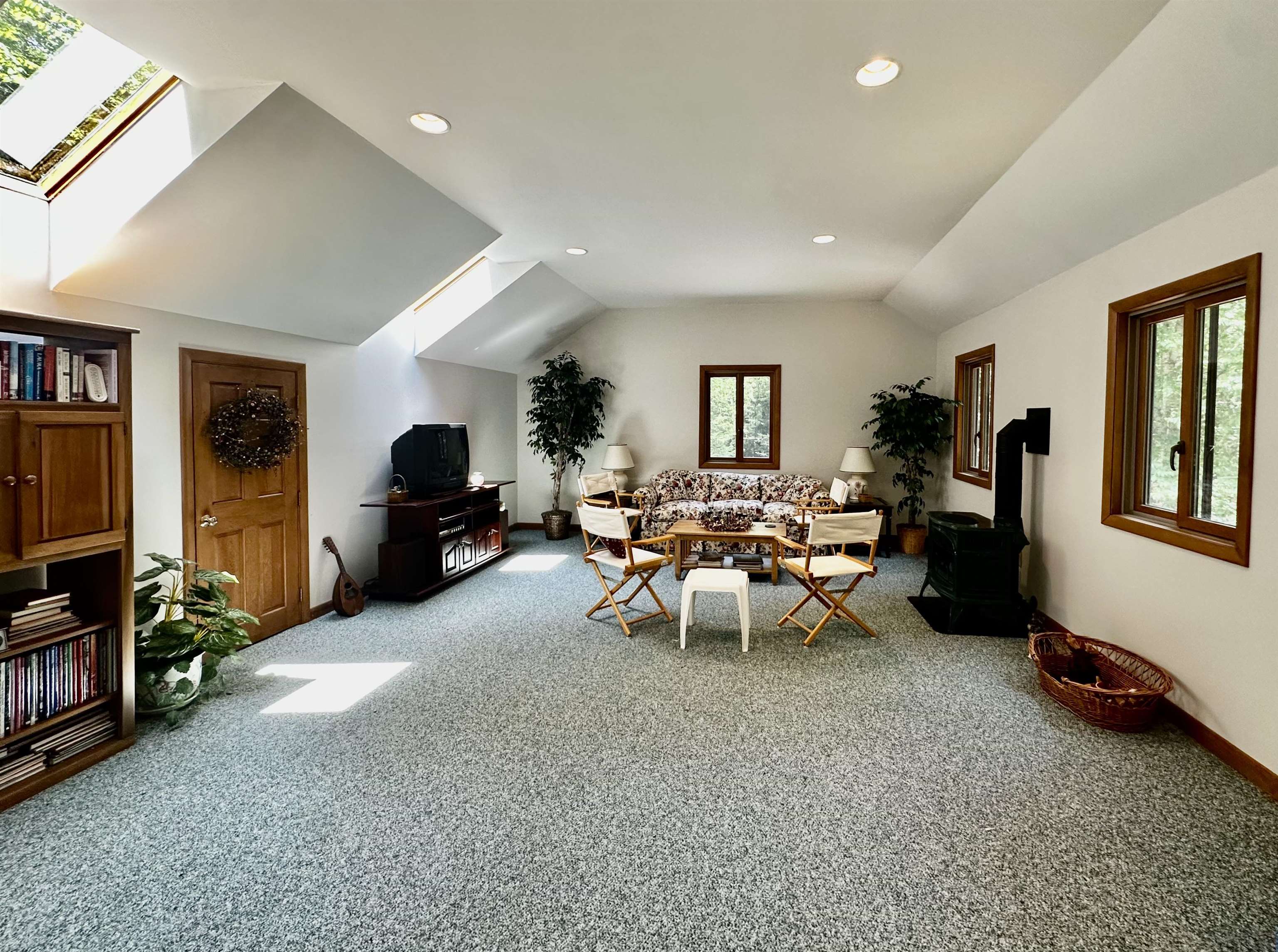 78 Greensward Drive Property Photo 33
