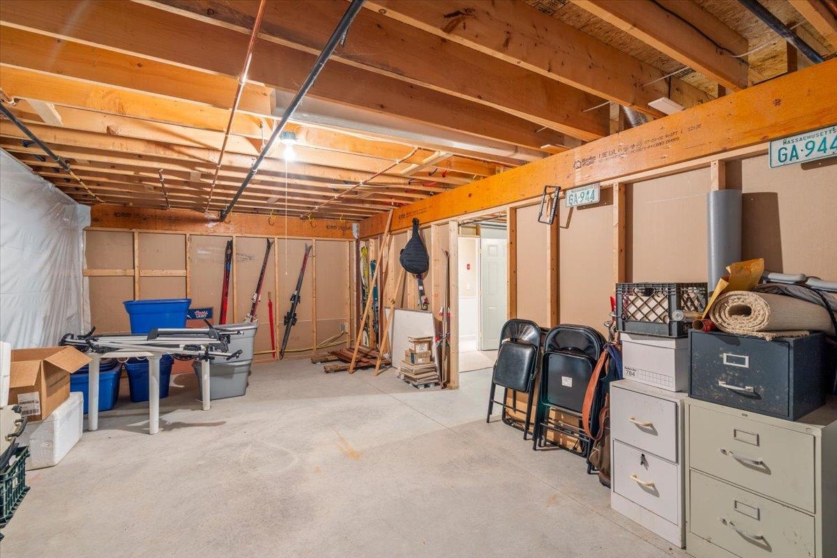 64 Homestead Lane Property Photo 39