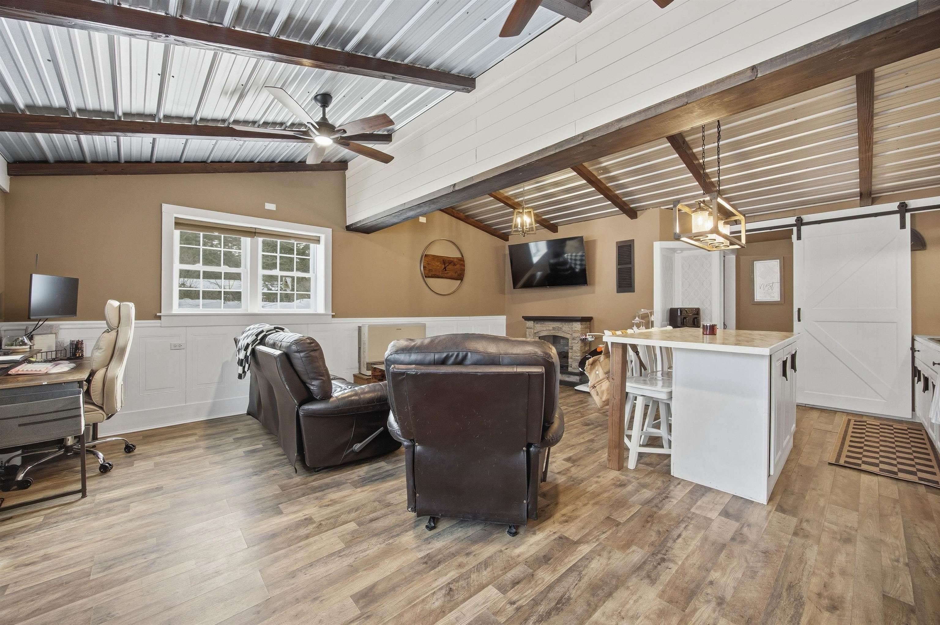 1287 Bearcamp Highway Property Photo 8