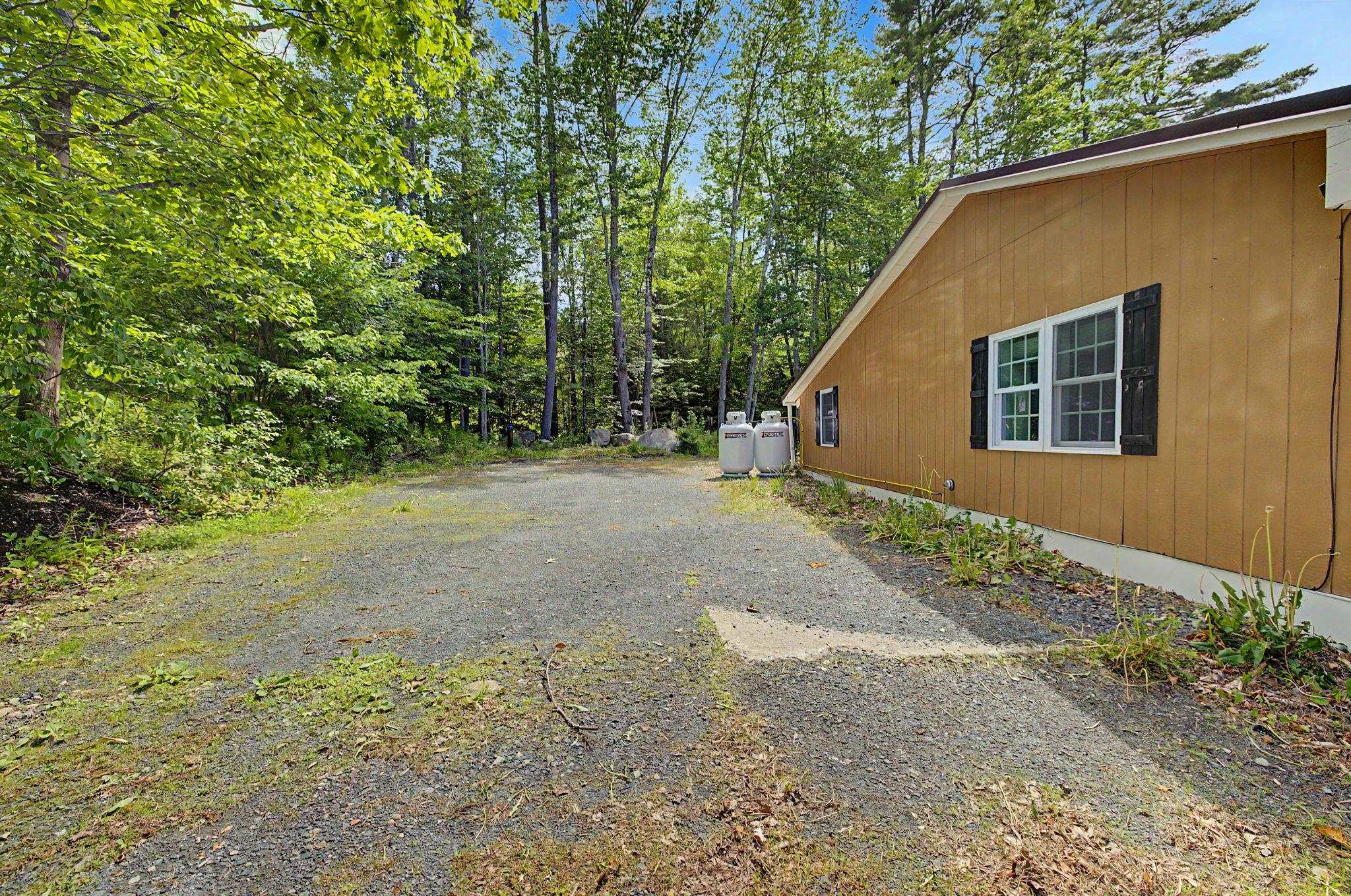 1287 Bearcamp Highway Property Photo 45
