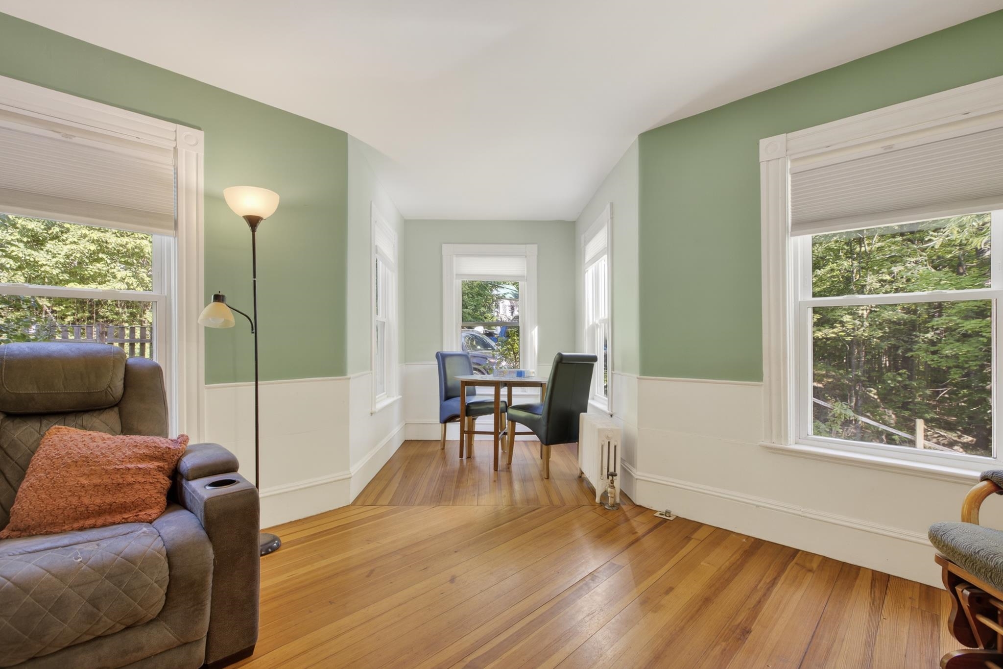 17 Forest Road Property Photo 8