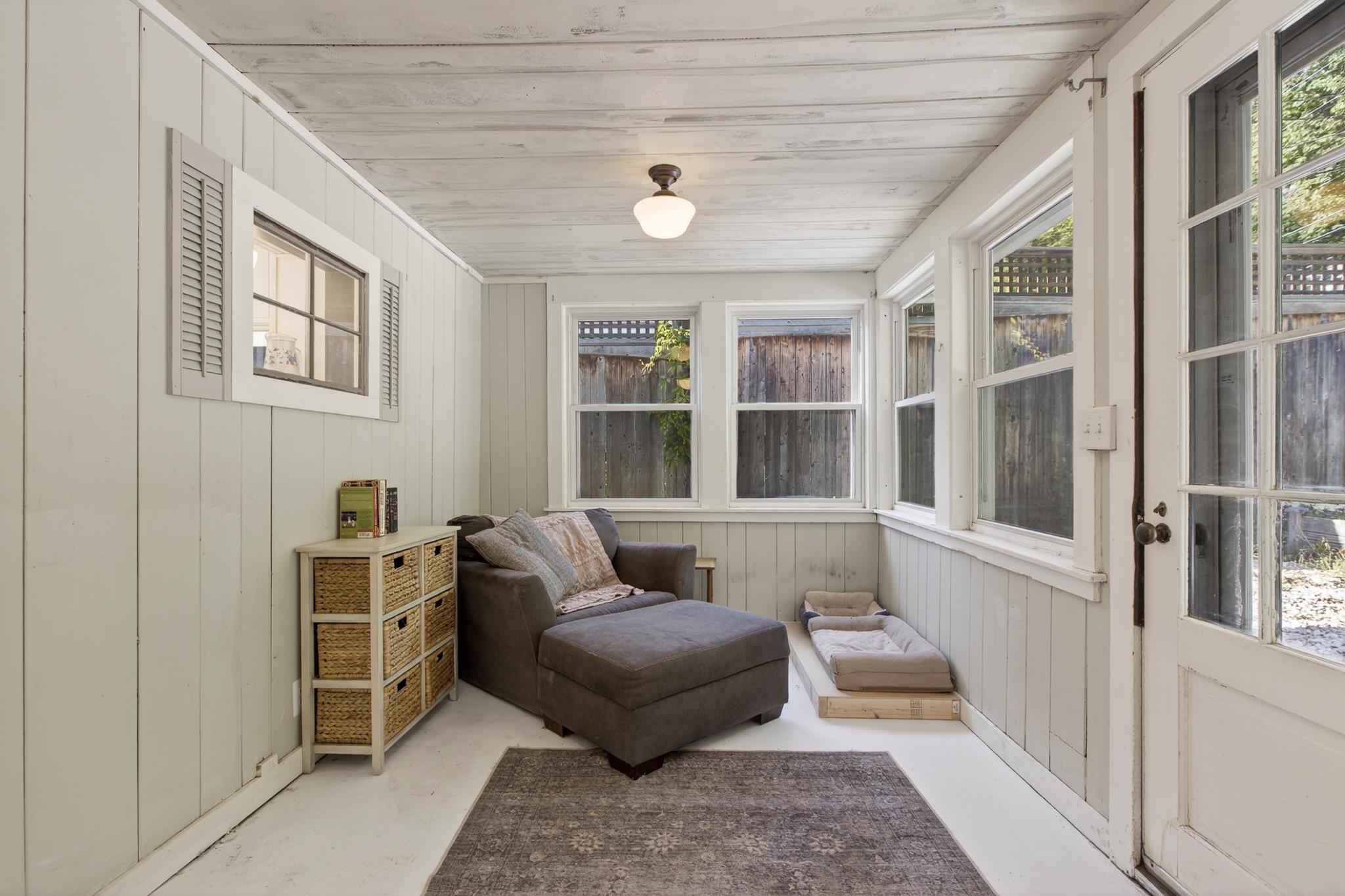 17 Forest Road Property Photo 16