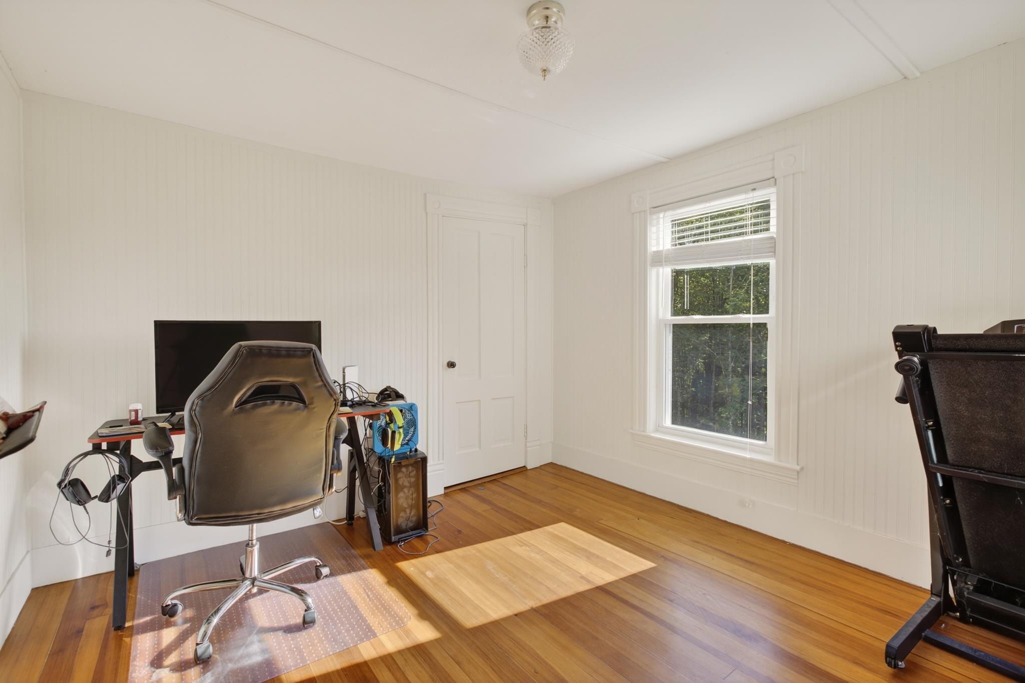 17 Forest Road Property Photo 24